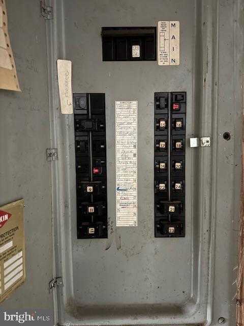 11 N Highland Ave photo 28