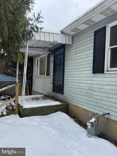 11 N Highland Ave photo 3