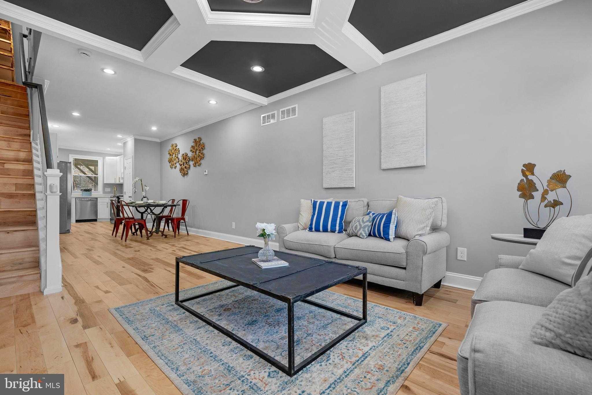 1518 N Wolfe St photo 5