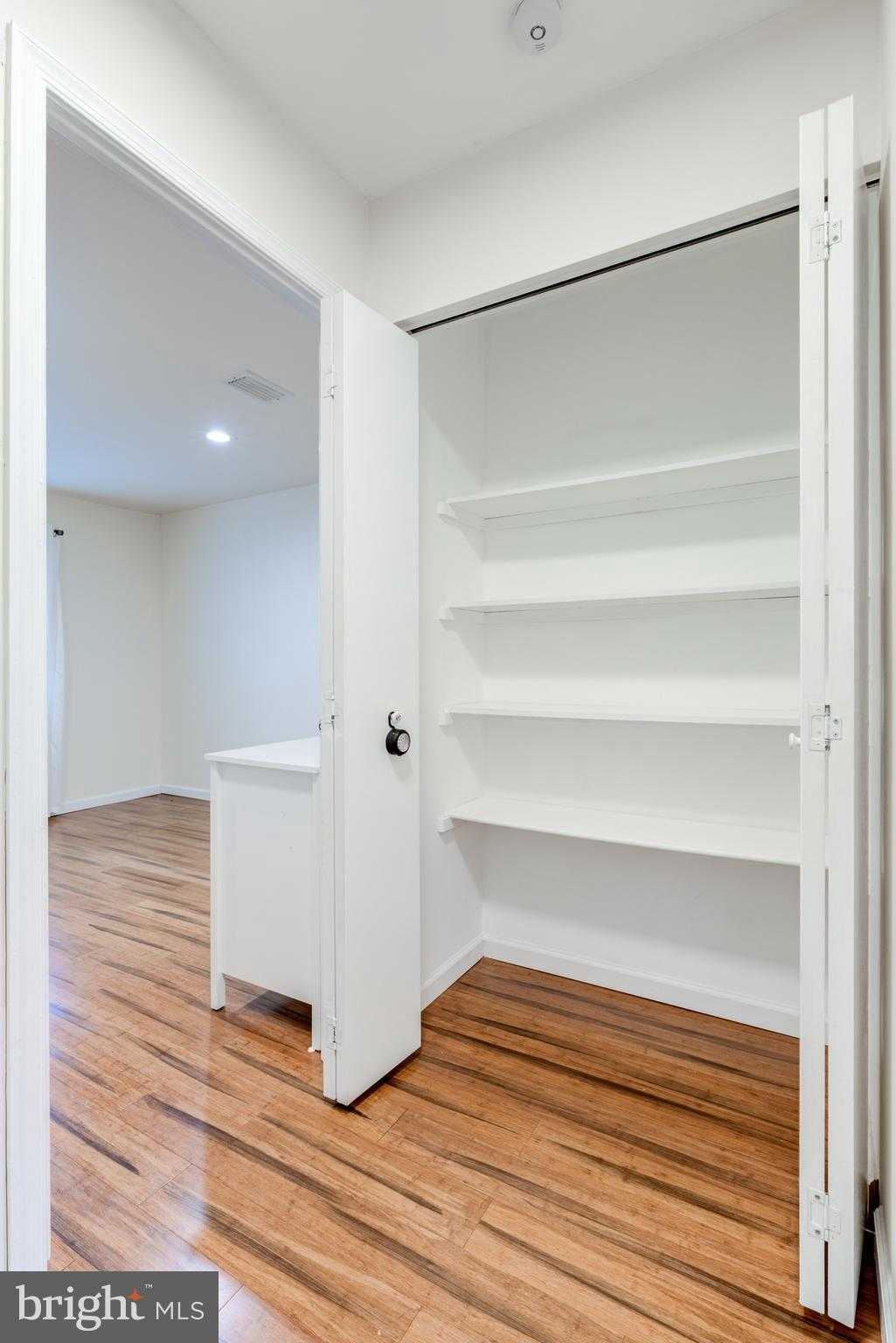 421 Wendover Dr # 126b photo 13