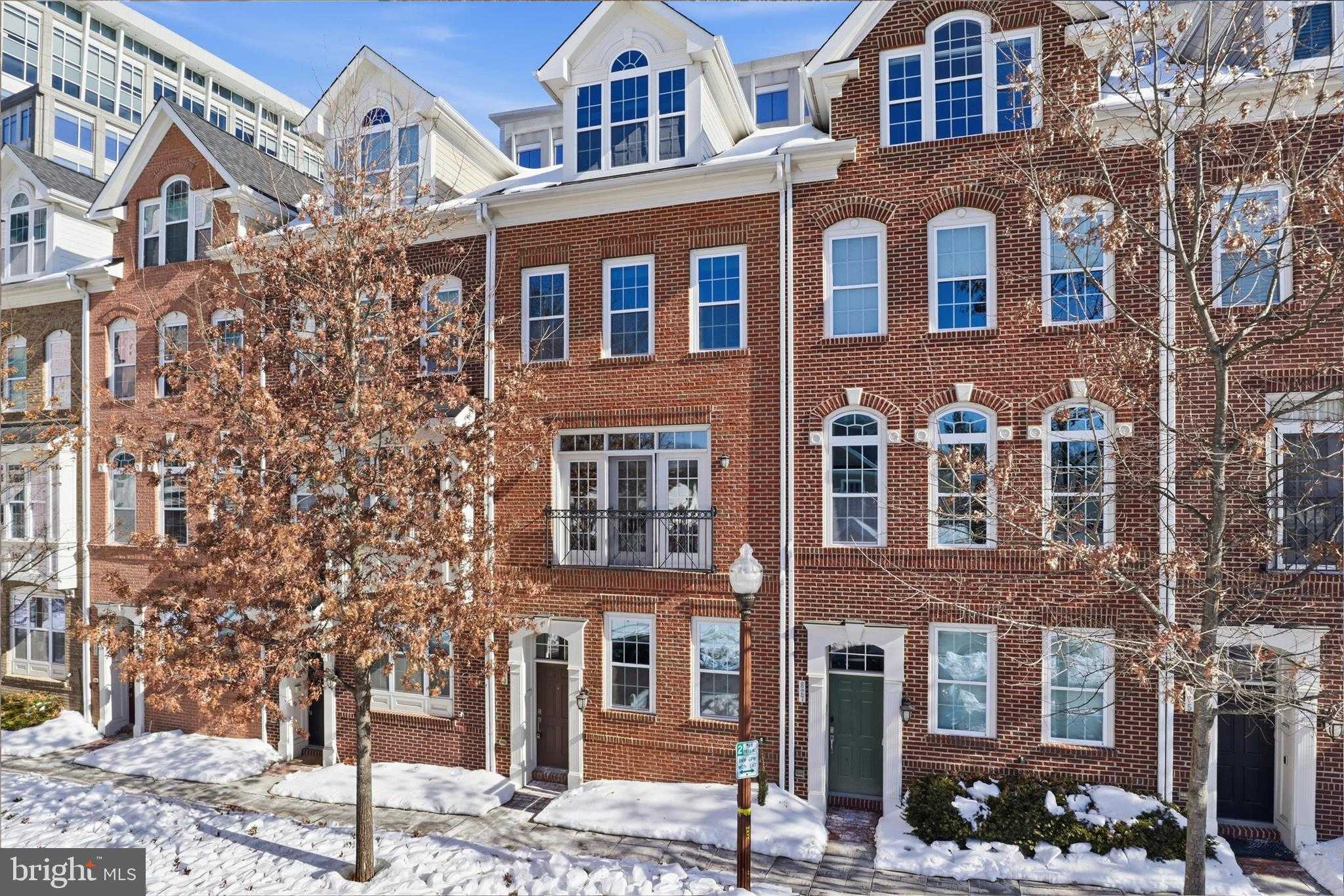 829 N Wakefield St photo 3