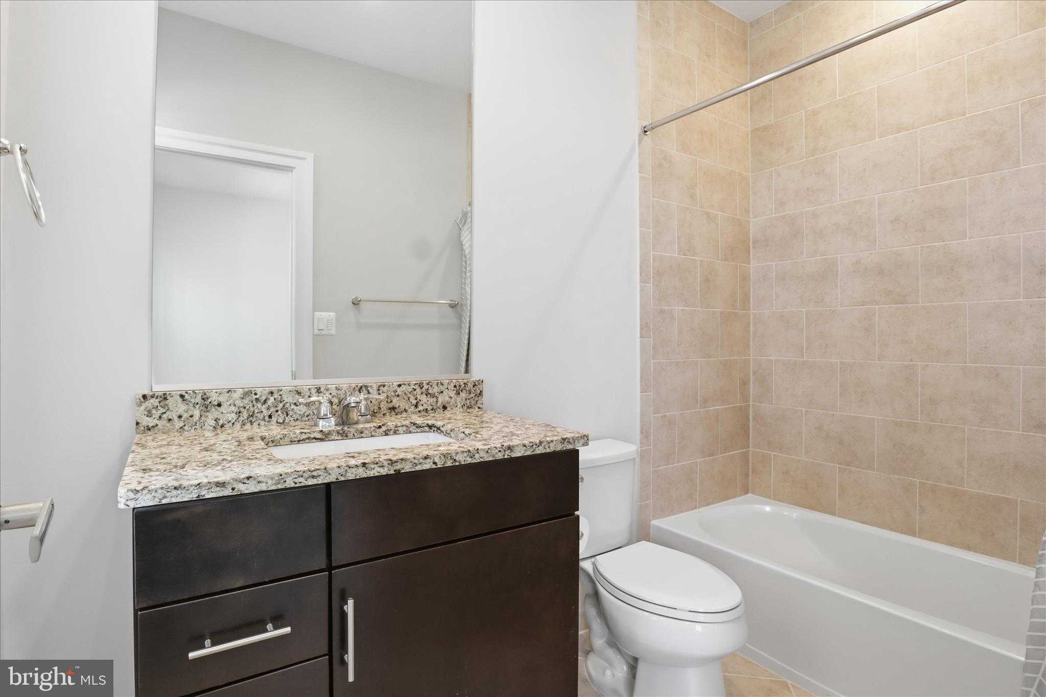 829 N Wakefield St photo 30