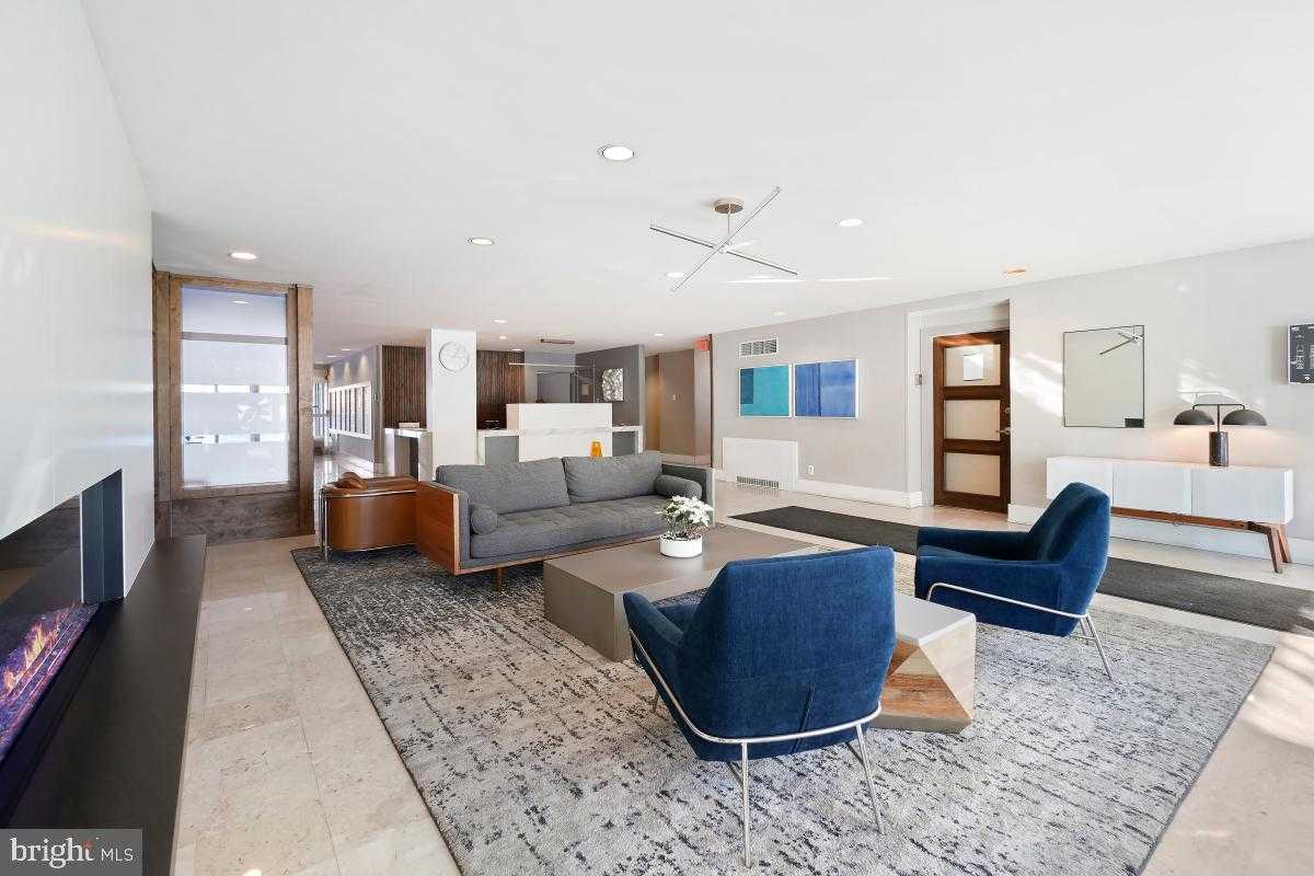 4977 Battery Ln # 1-1014 photo 3