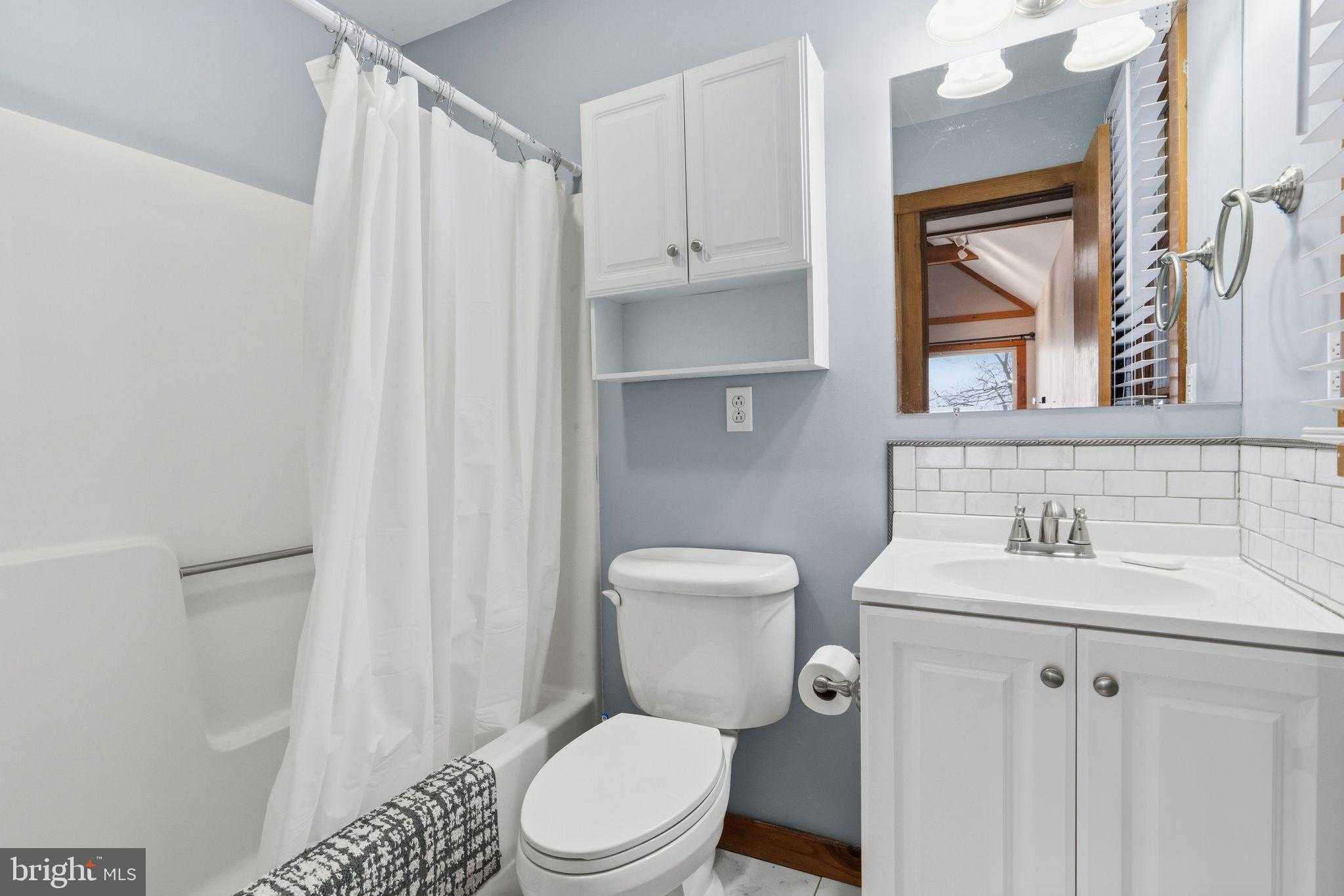 453 Lost Valley Rd photo 35