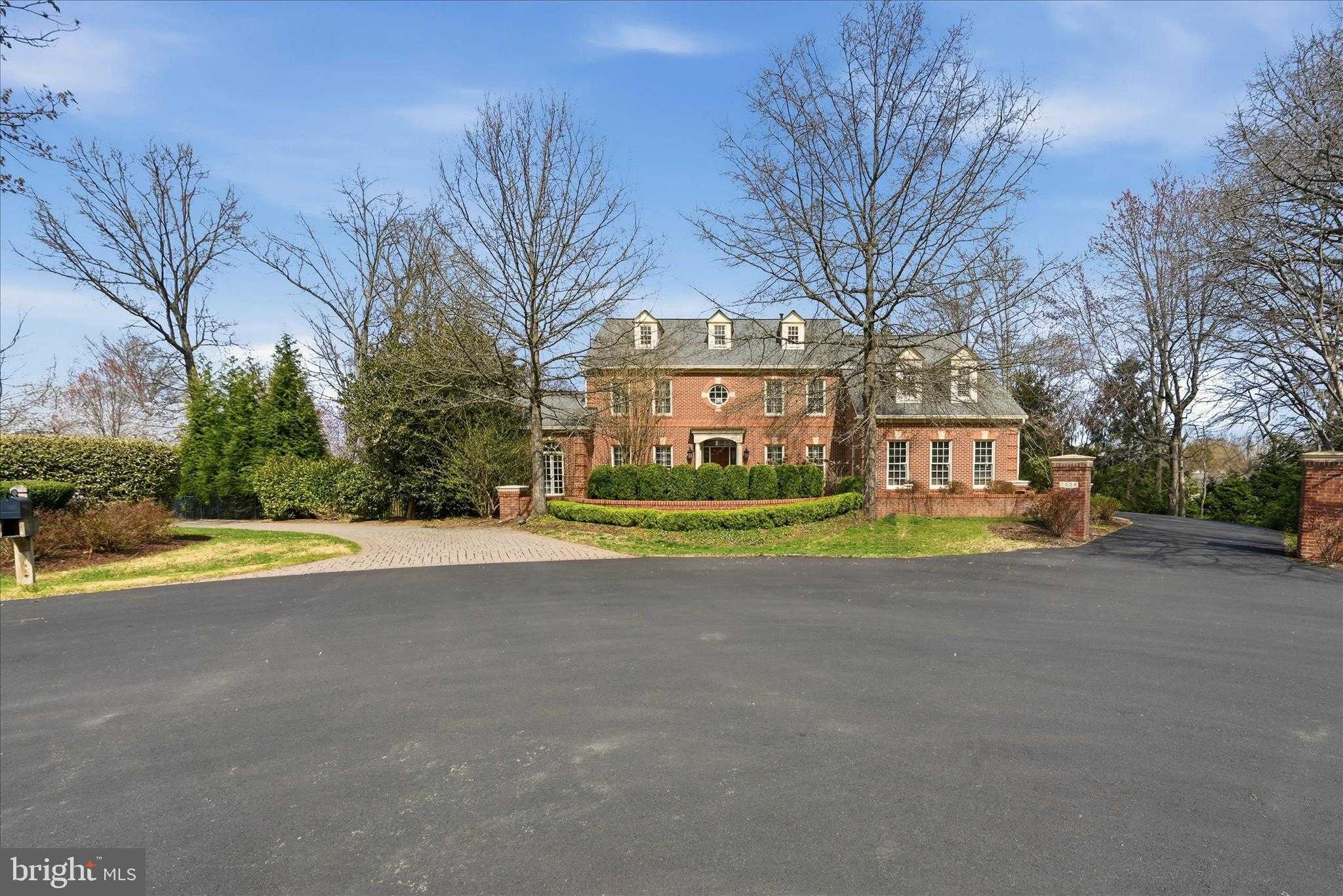 1234 Tottenham CT photo 2