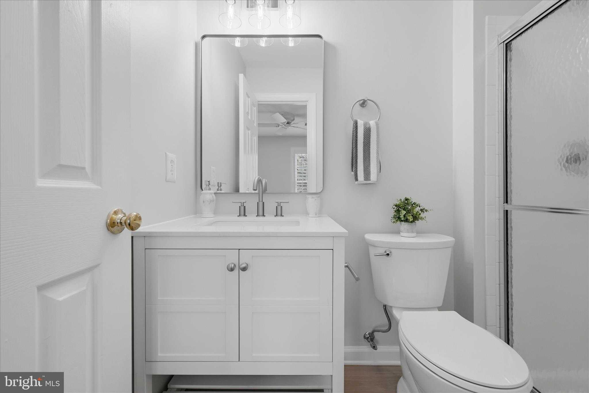 1234 Tottenham CT photo 20