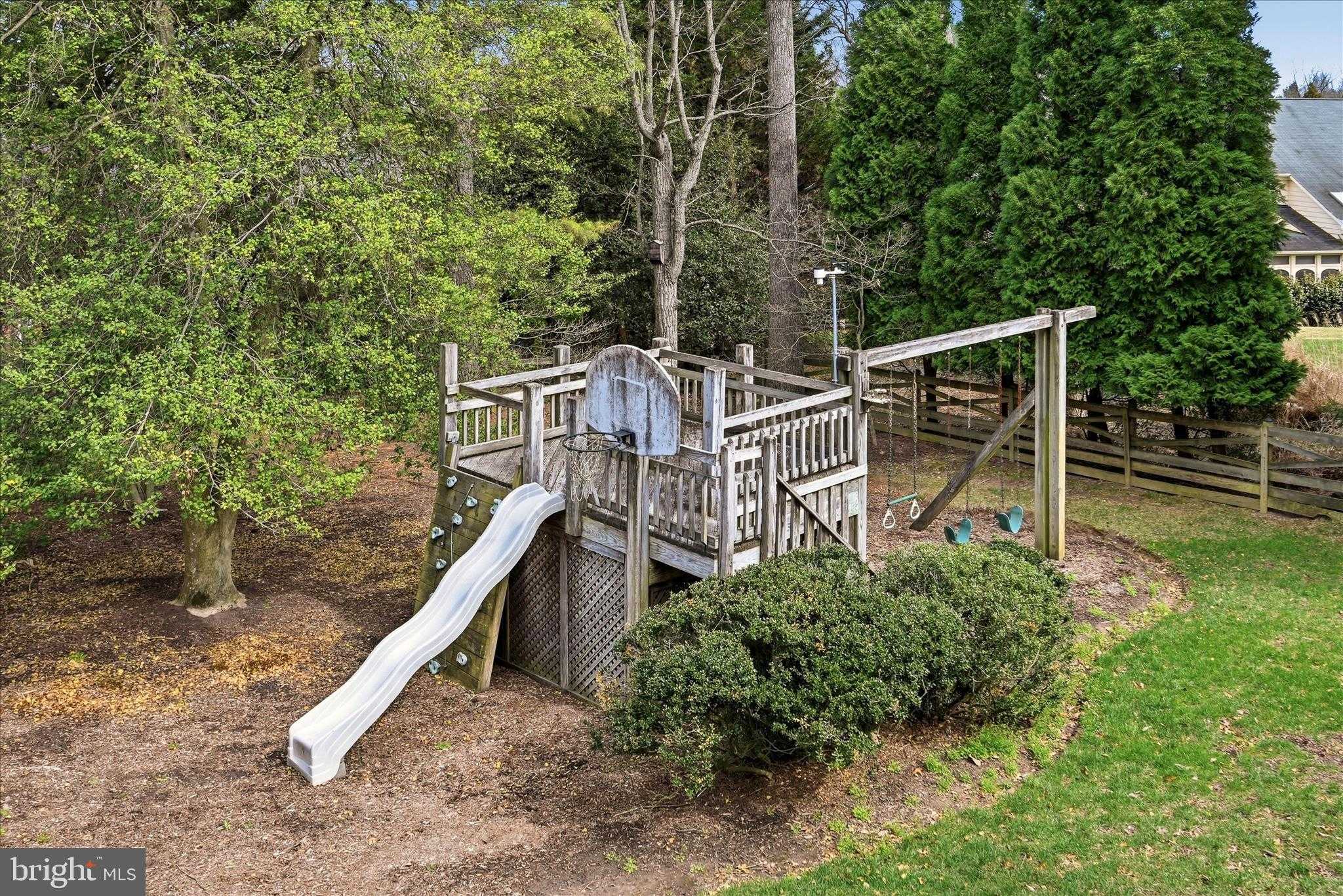 1234 Tottenham CT photo 43