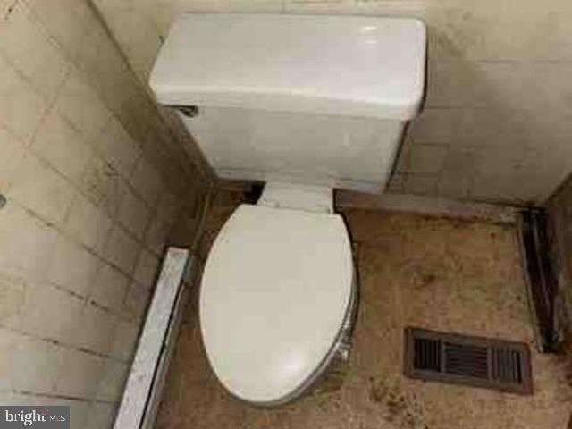 471 Griffith Rd photo 11