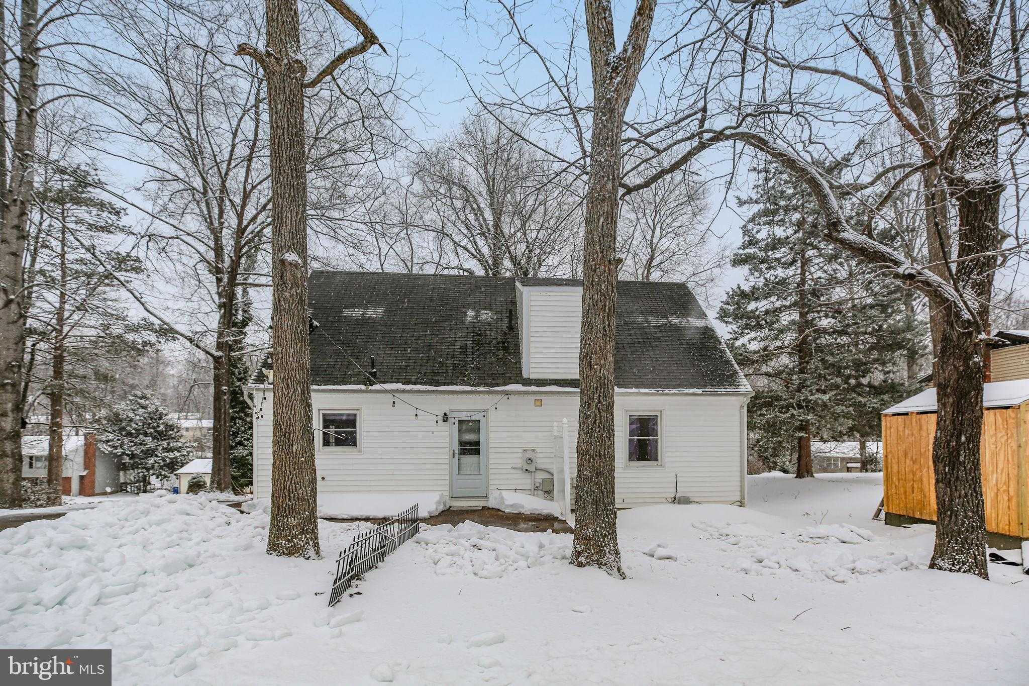 323 Burman Ln photo 3