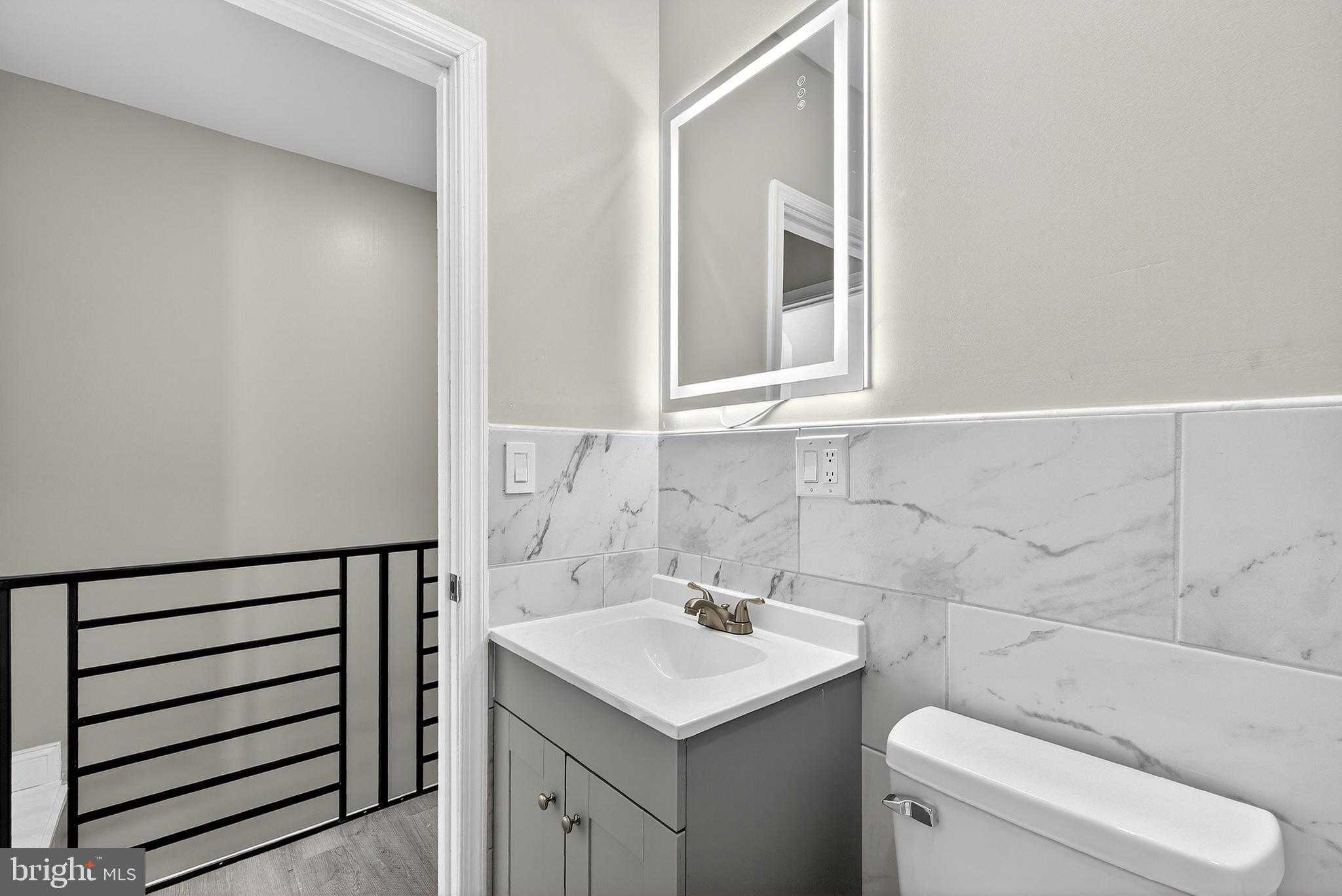 5443 Irving St photo 26