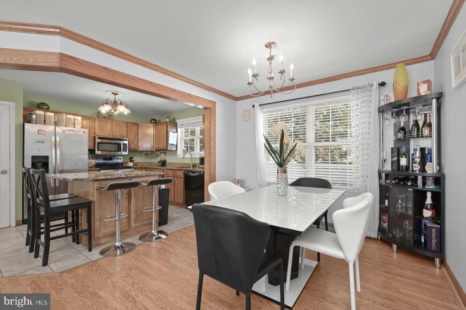 404 Taney Dr photo 11