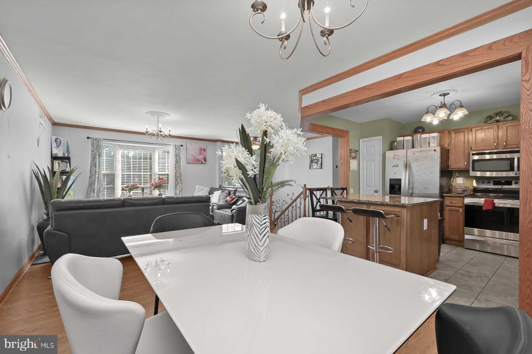 404 Taney Dr photo 12