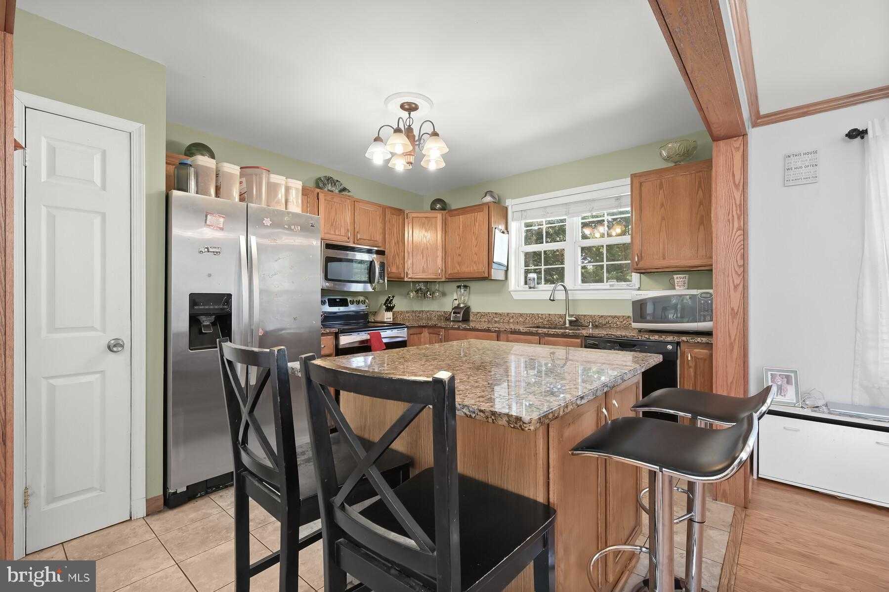 404 Taney Dr photo 17