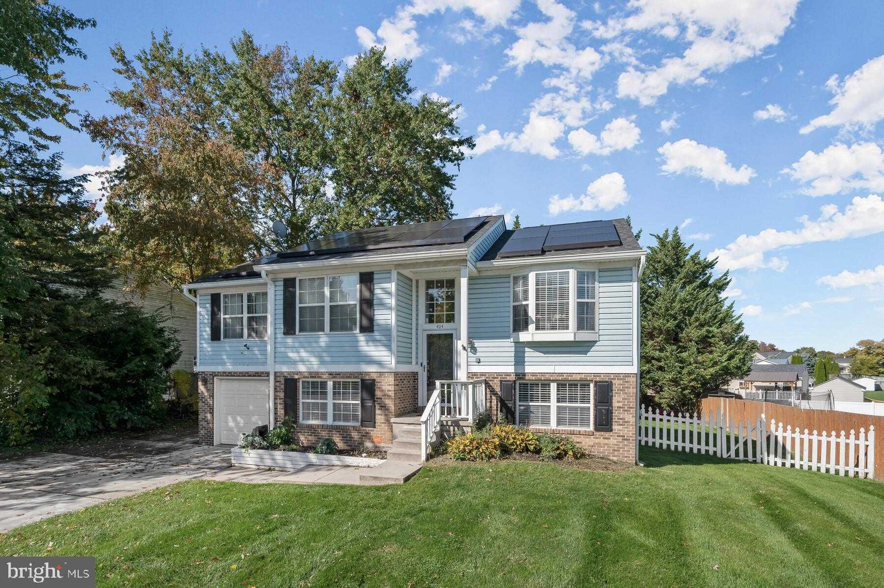 404 Taney Dr photo 3