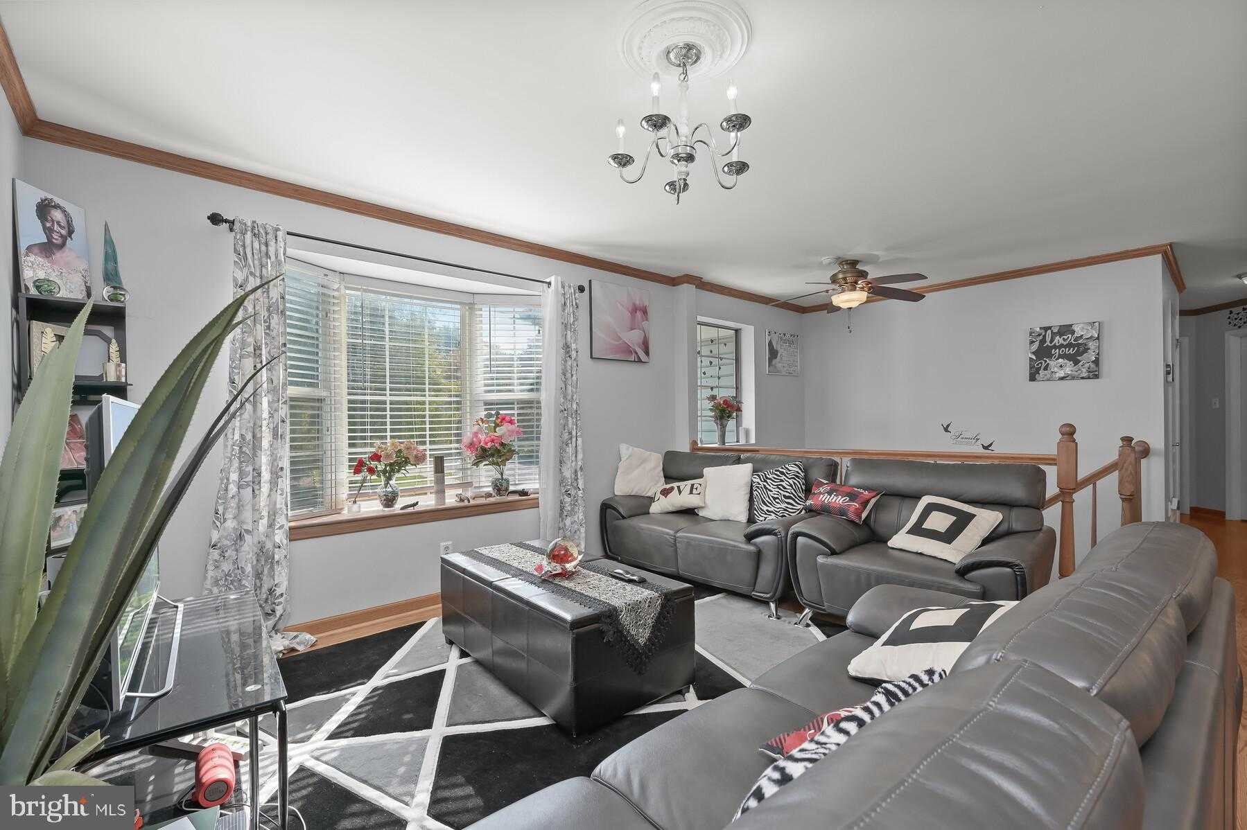 404 Taney Dr photo 7