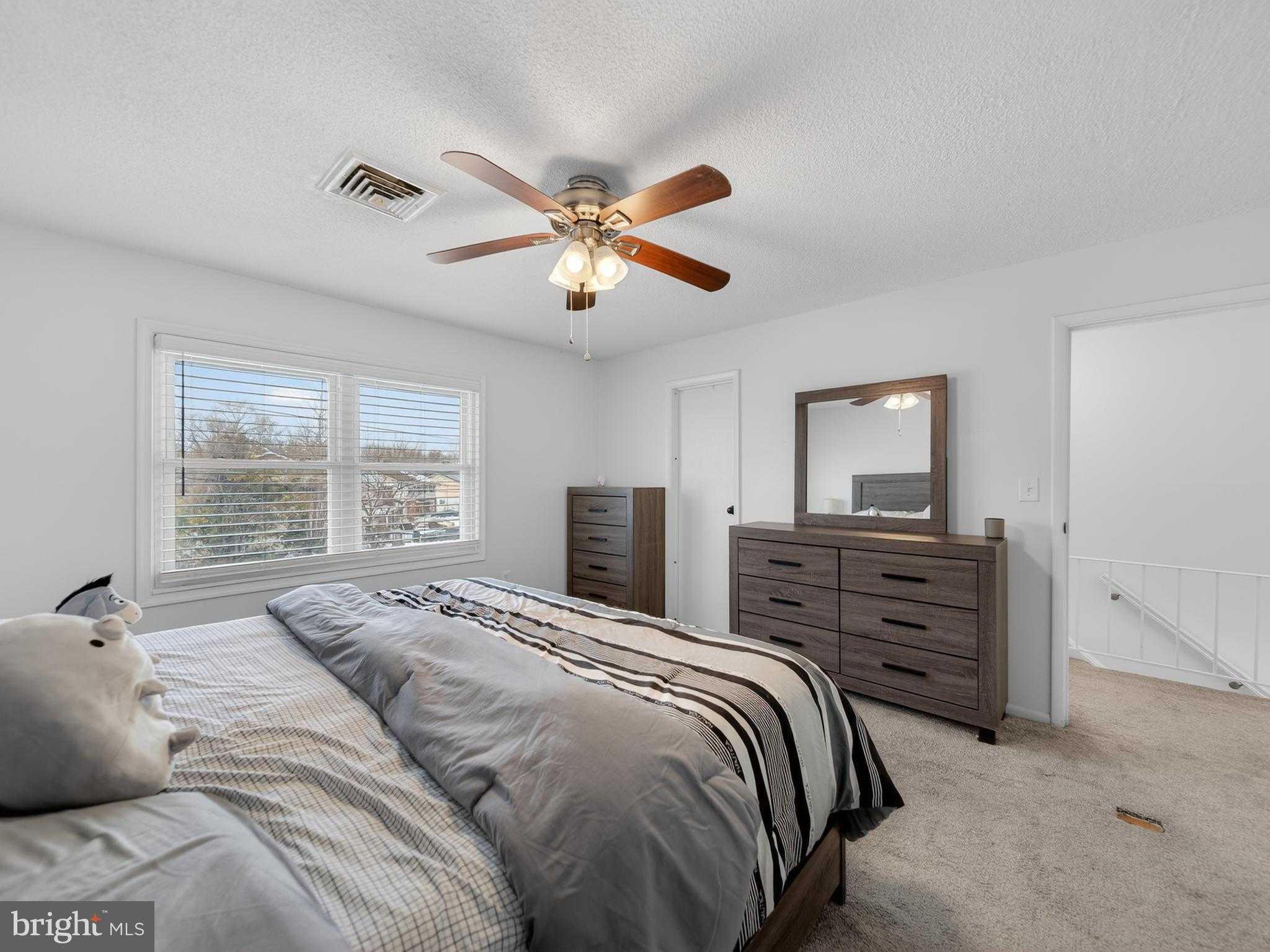 609 Cedarleaf Ave photo 31