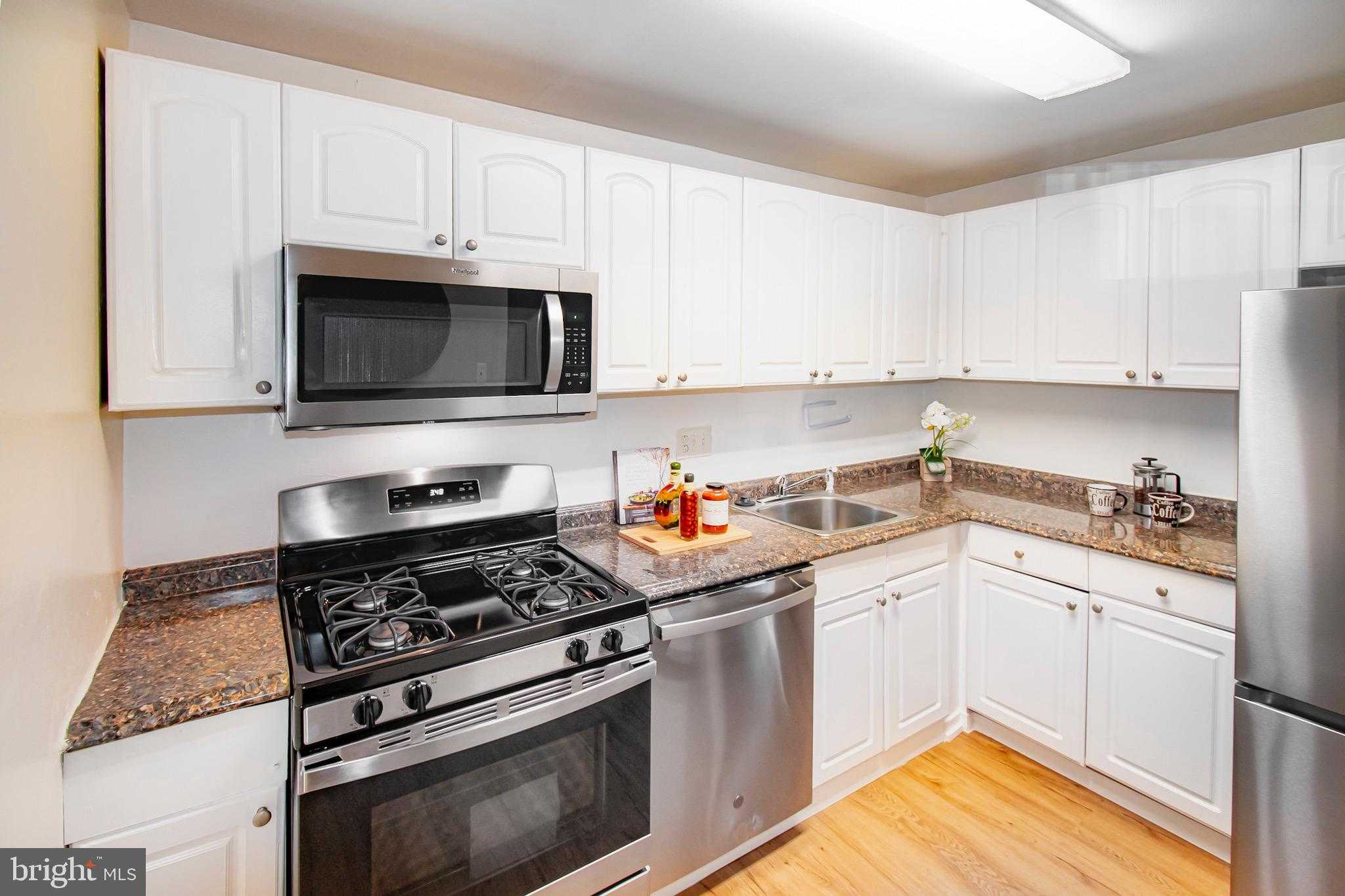 7996 Audubon Ave Apt 102 photo 9