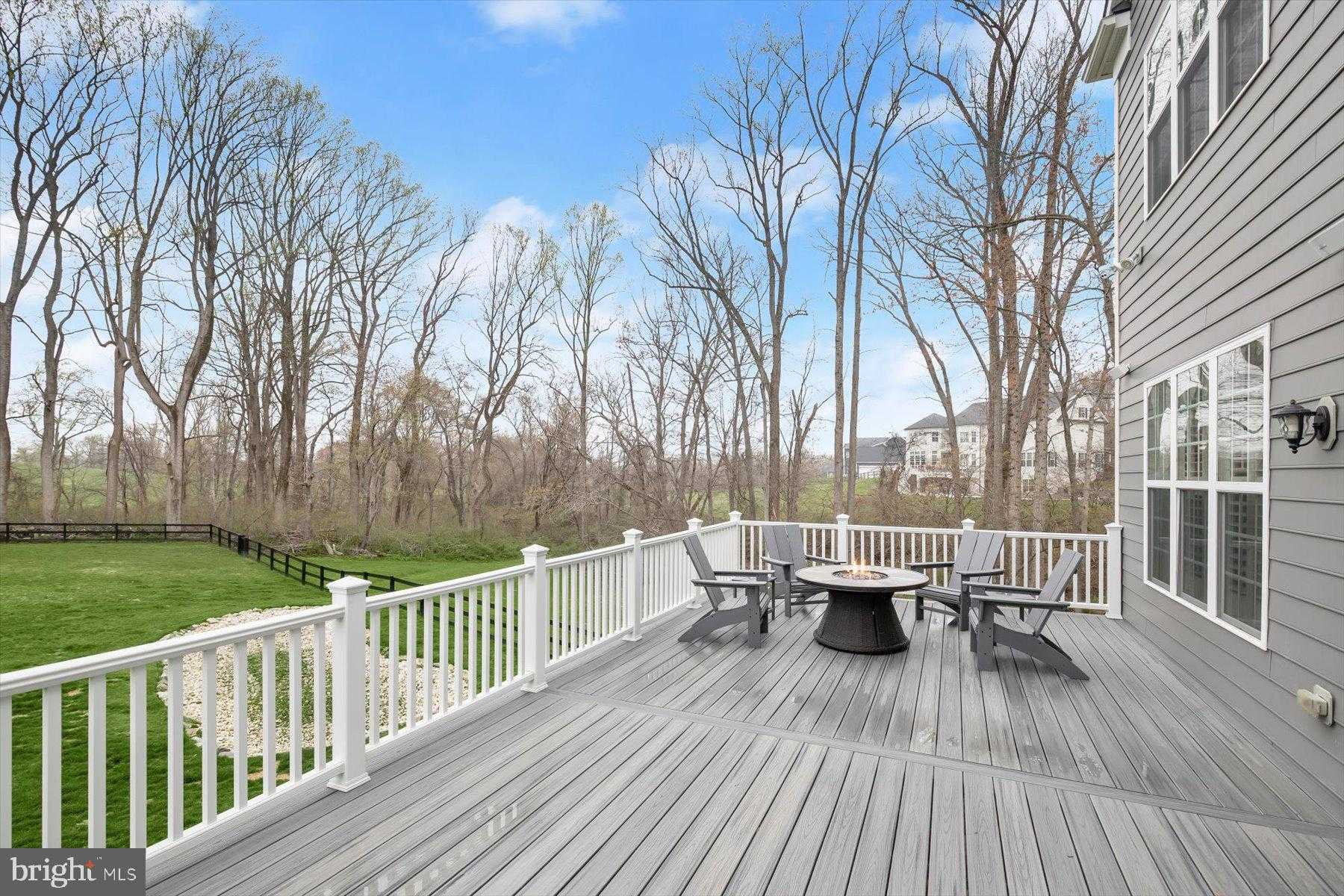 12240 Pleasant Springs CT photo 69