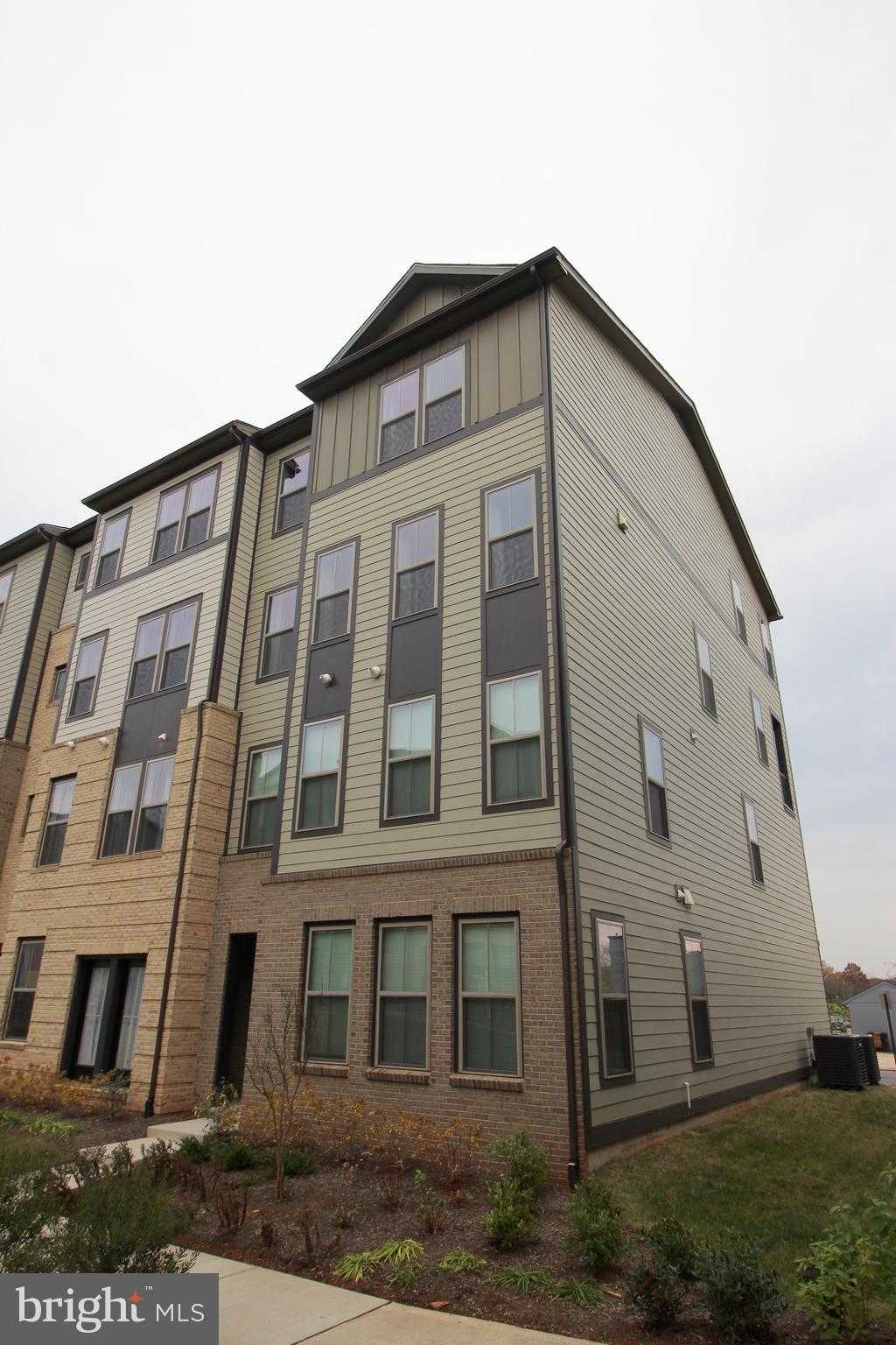 45942 Raven Ter photo 2