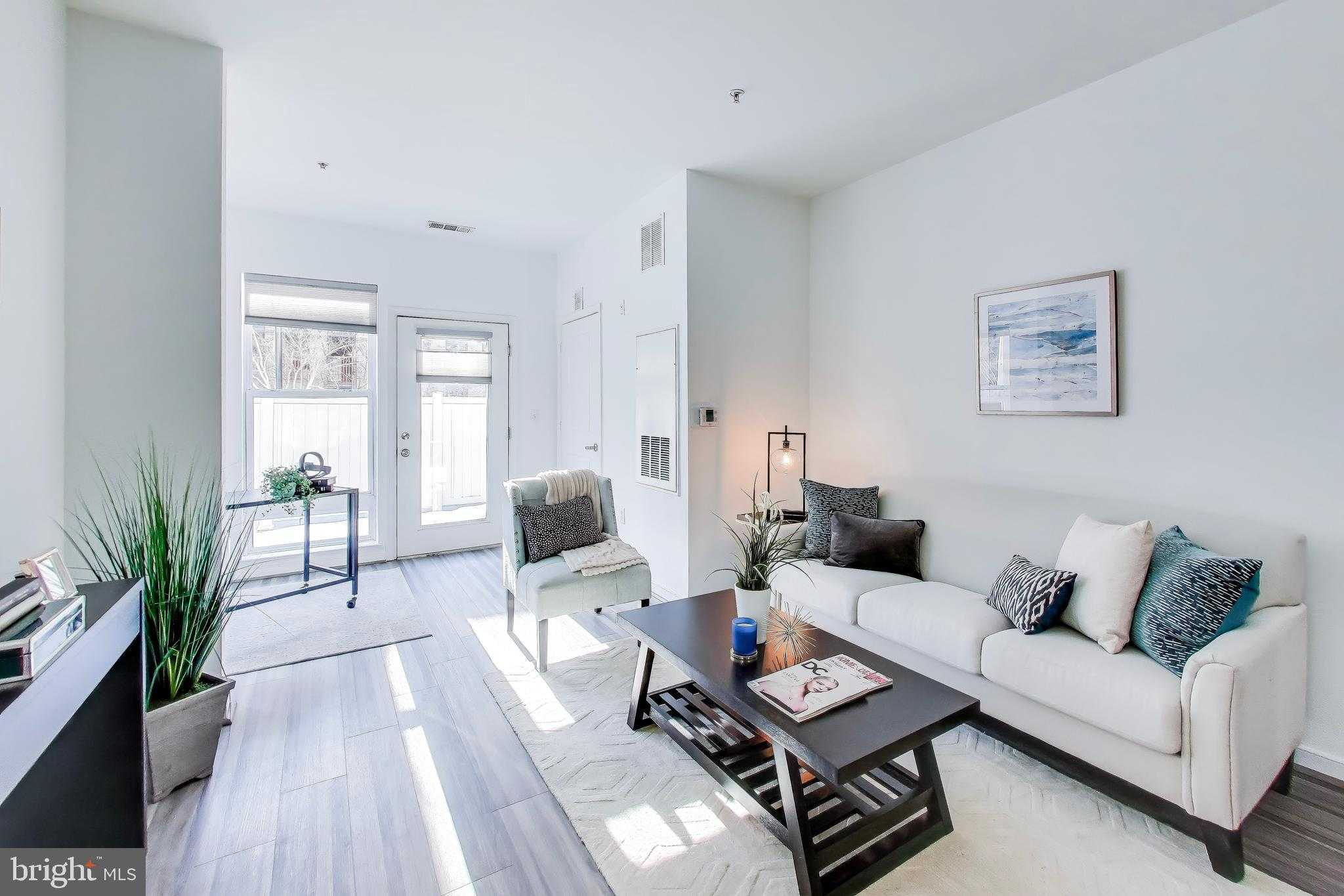 8045 Newell St Apt 121