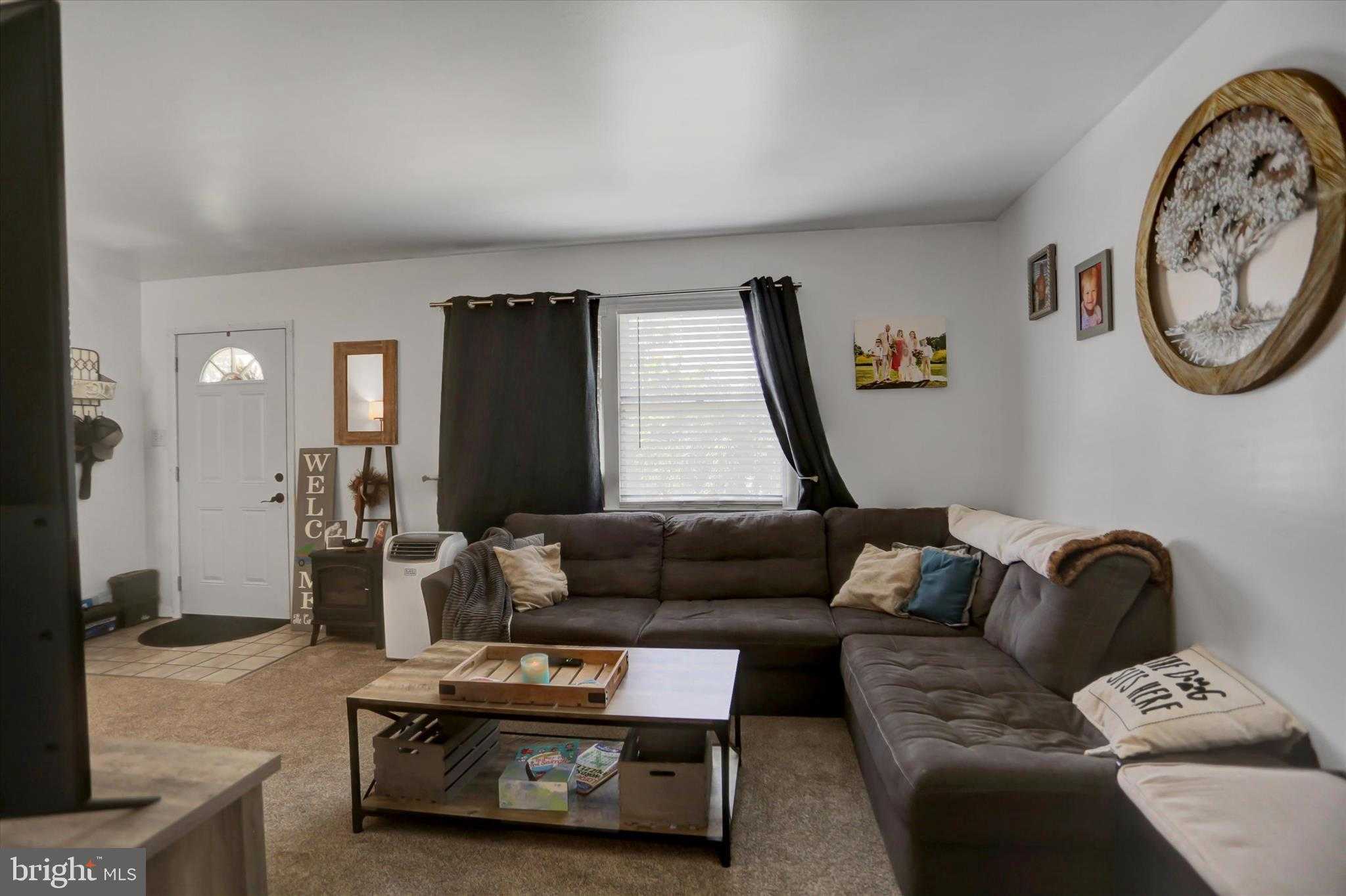 20 Surrey Dr photo 6