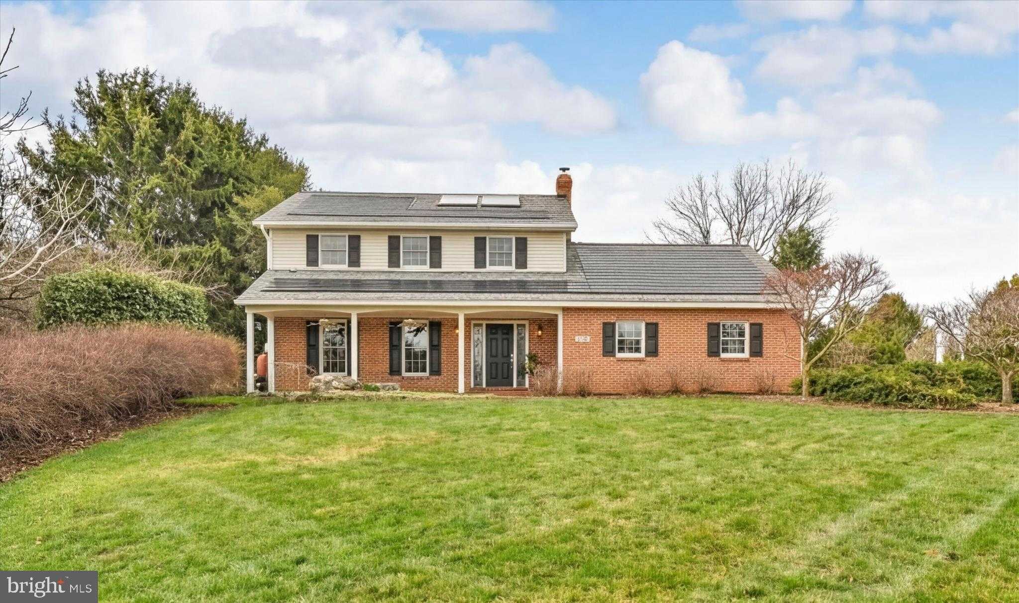 222 Audrey Dr photo 2