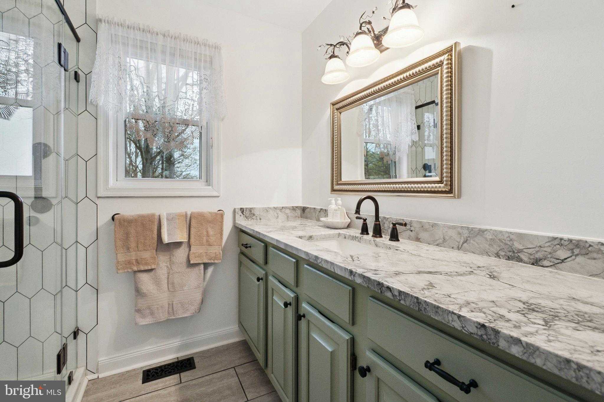 103 Coopers Ln photo 17