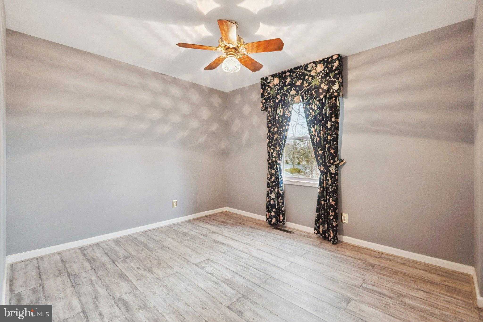 103 Coopers Ln photo 19