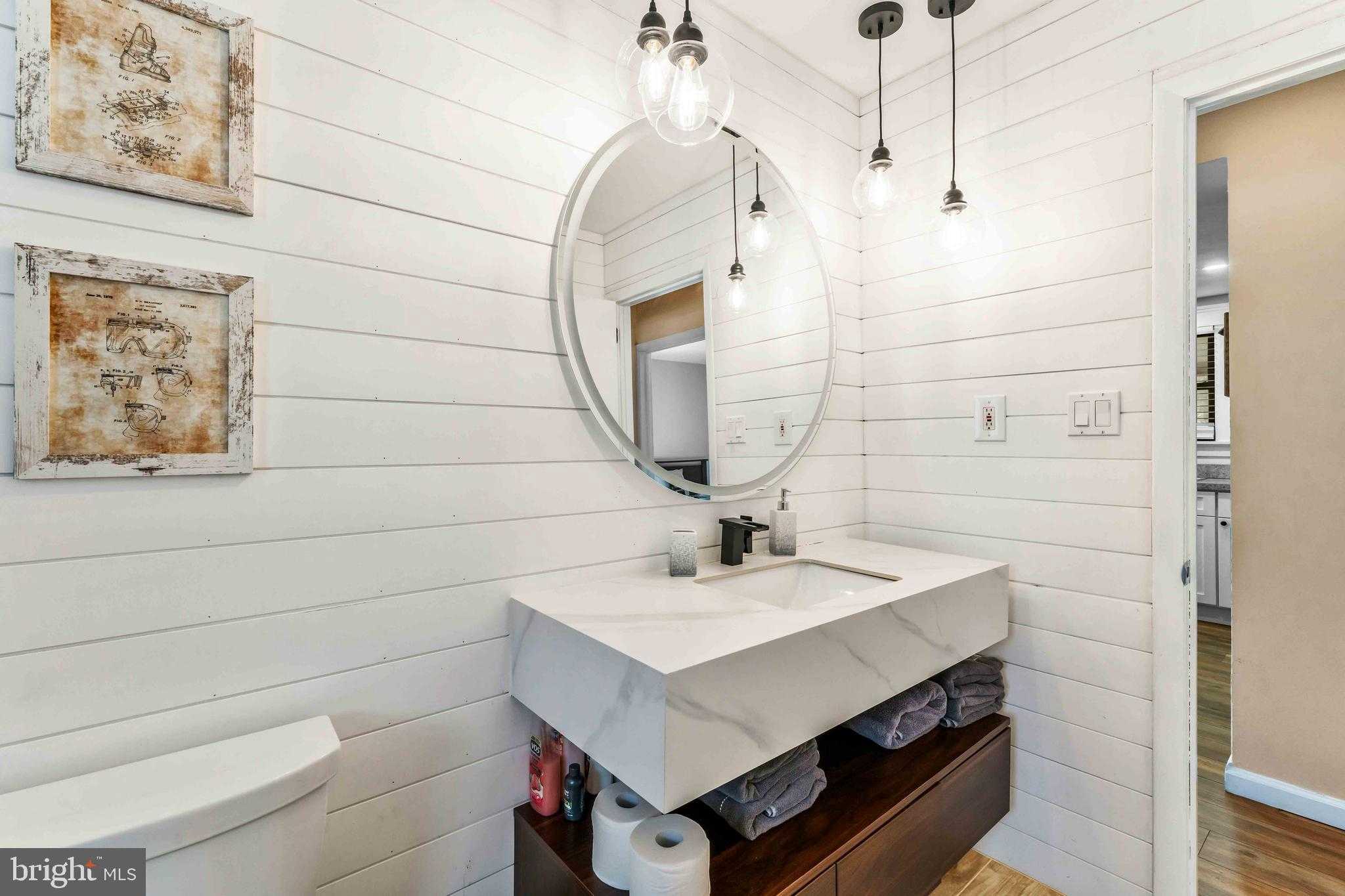 102 King Arthur Rd photo 40