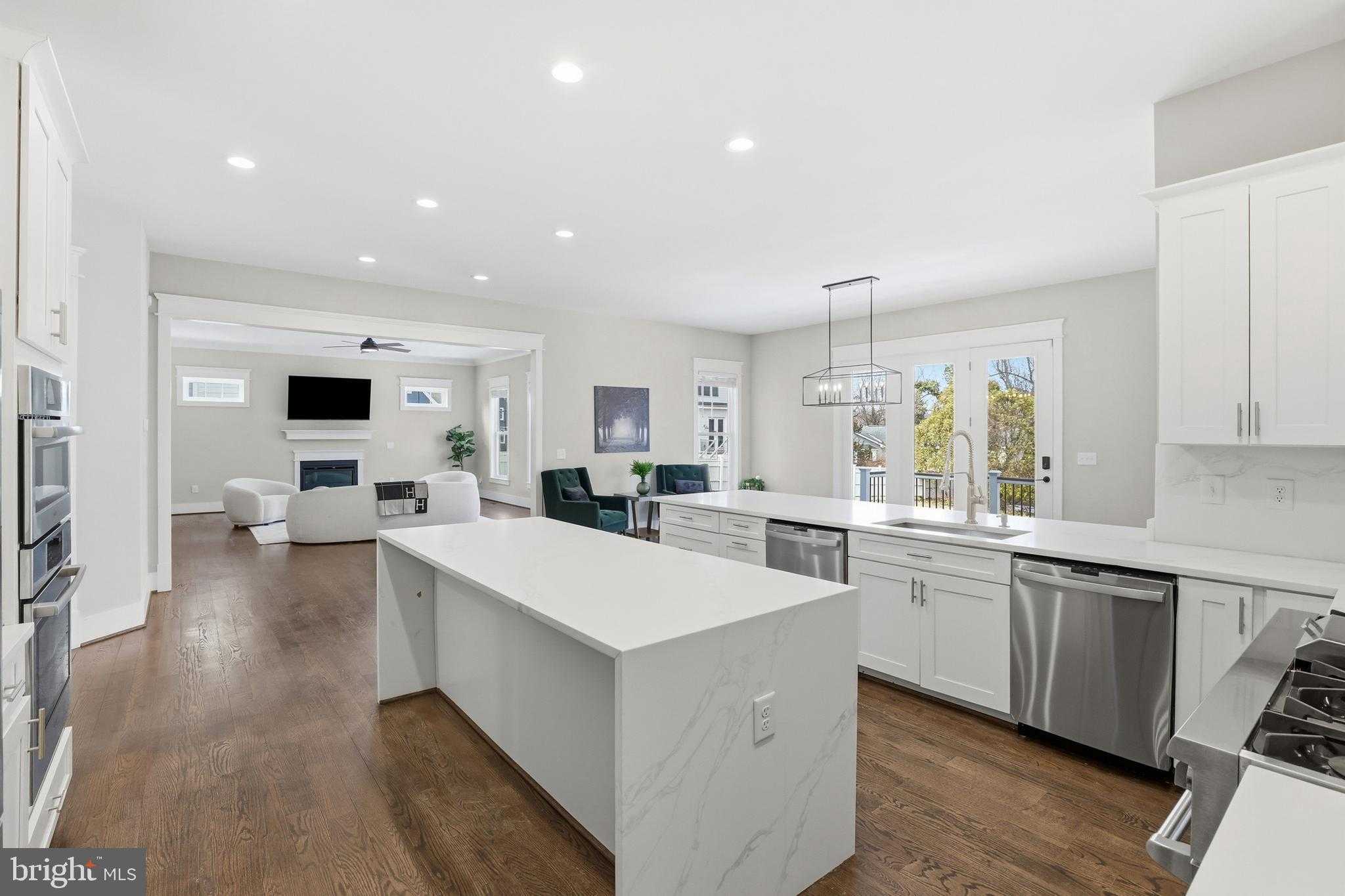 10602 Oak Pl photo 21