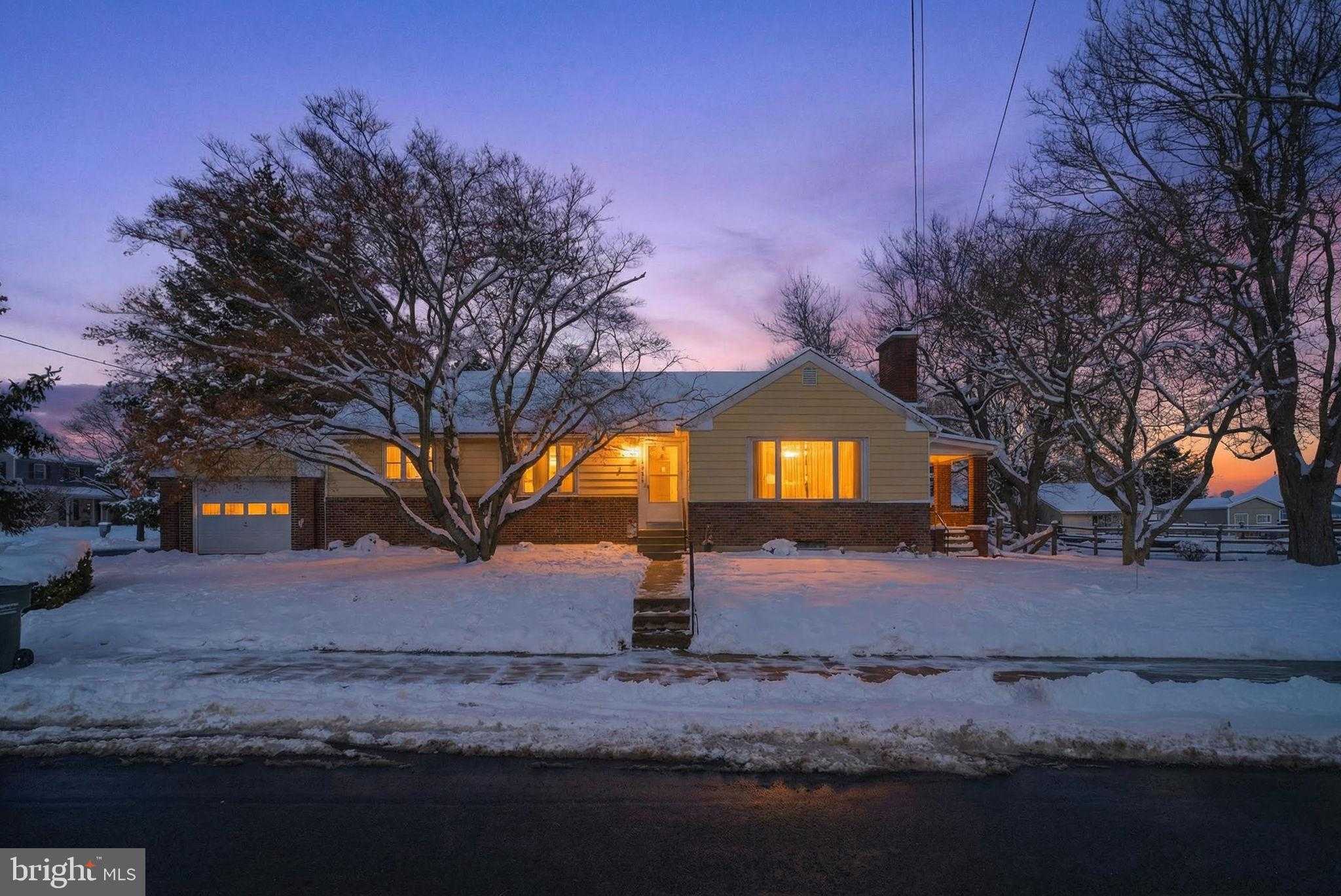 121 Cherry St photo 2