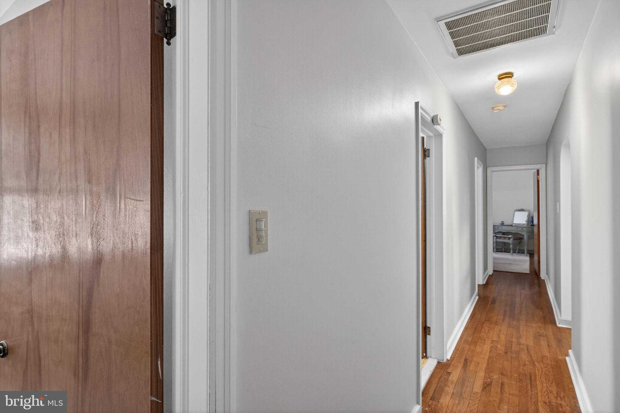 121 Cherry St photo 21