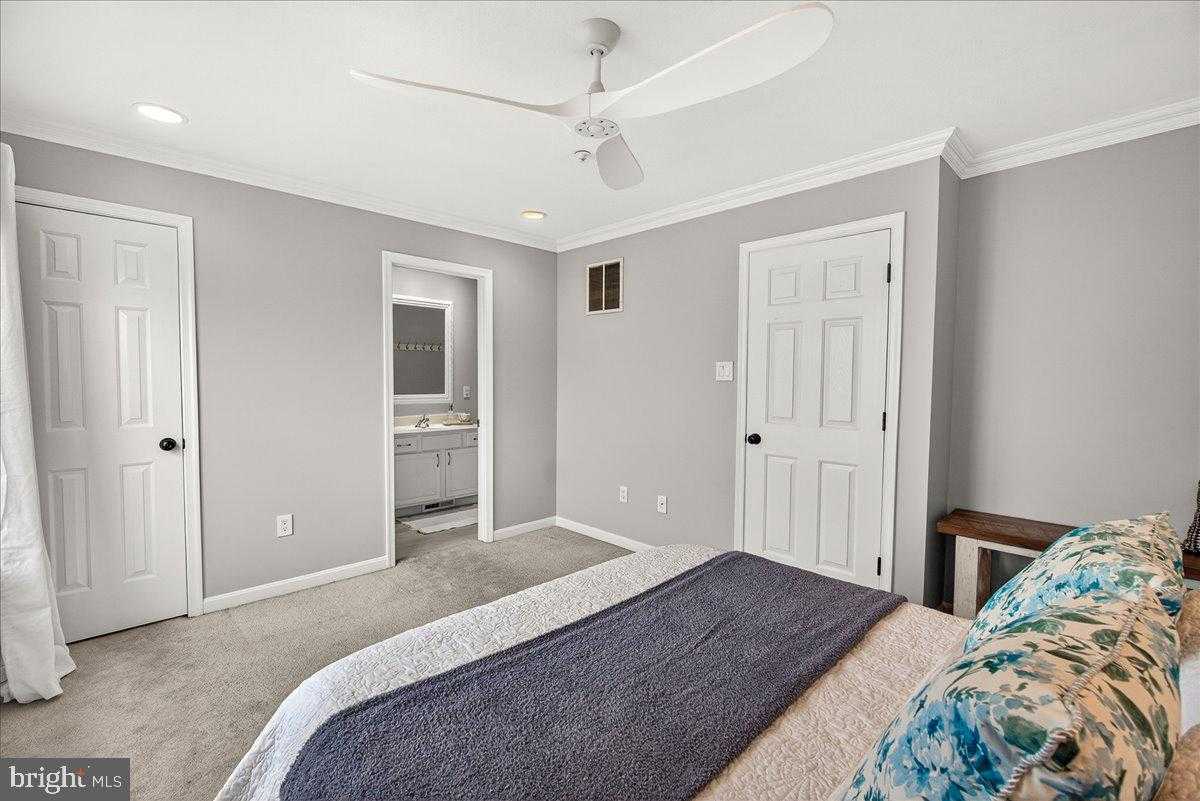 5653 Tessie CT photo 21