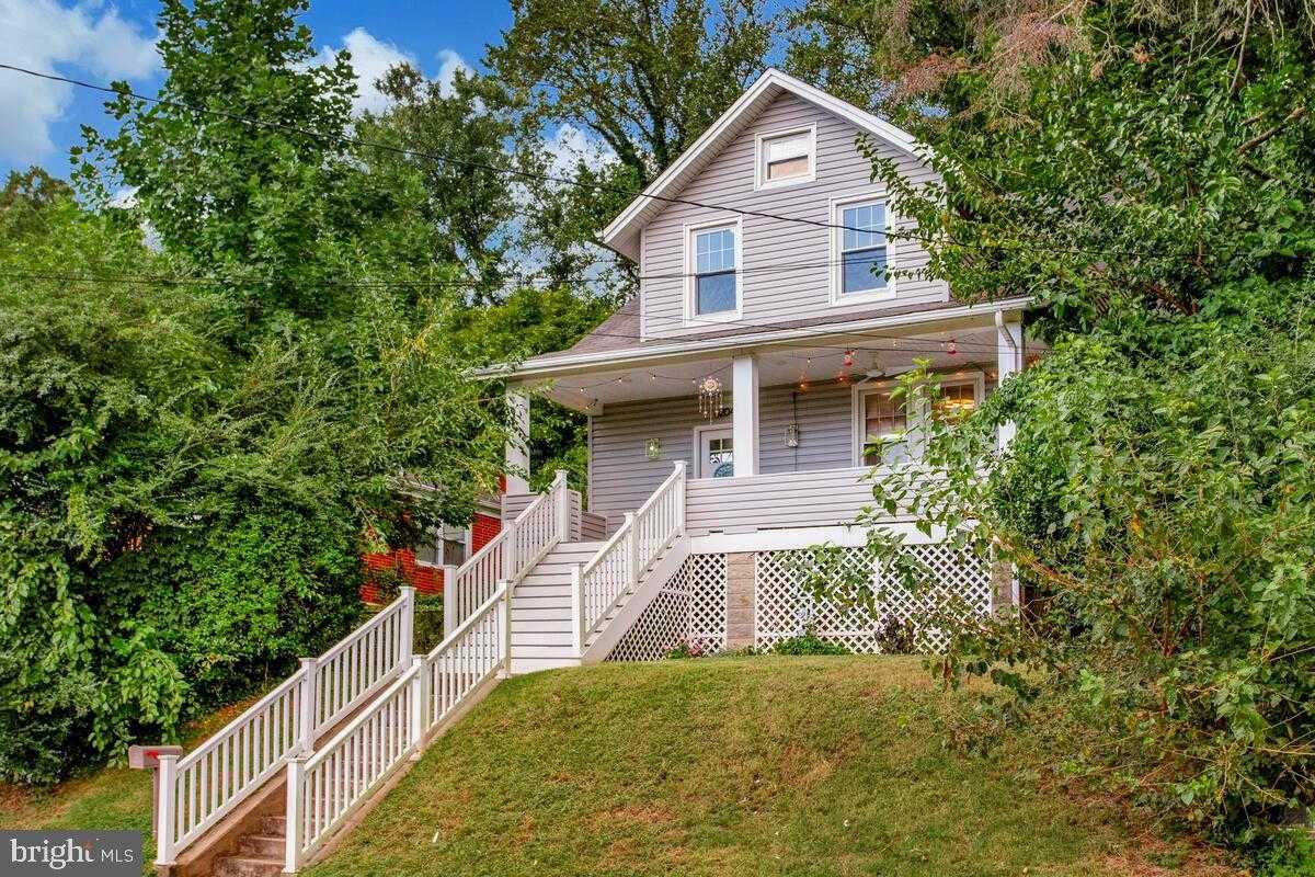 6204 Everall Ave photo 2