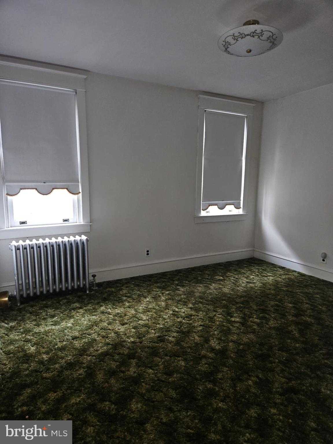 1421 Saint Vincent St photo 6