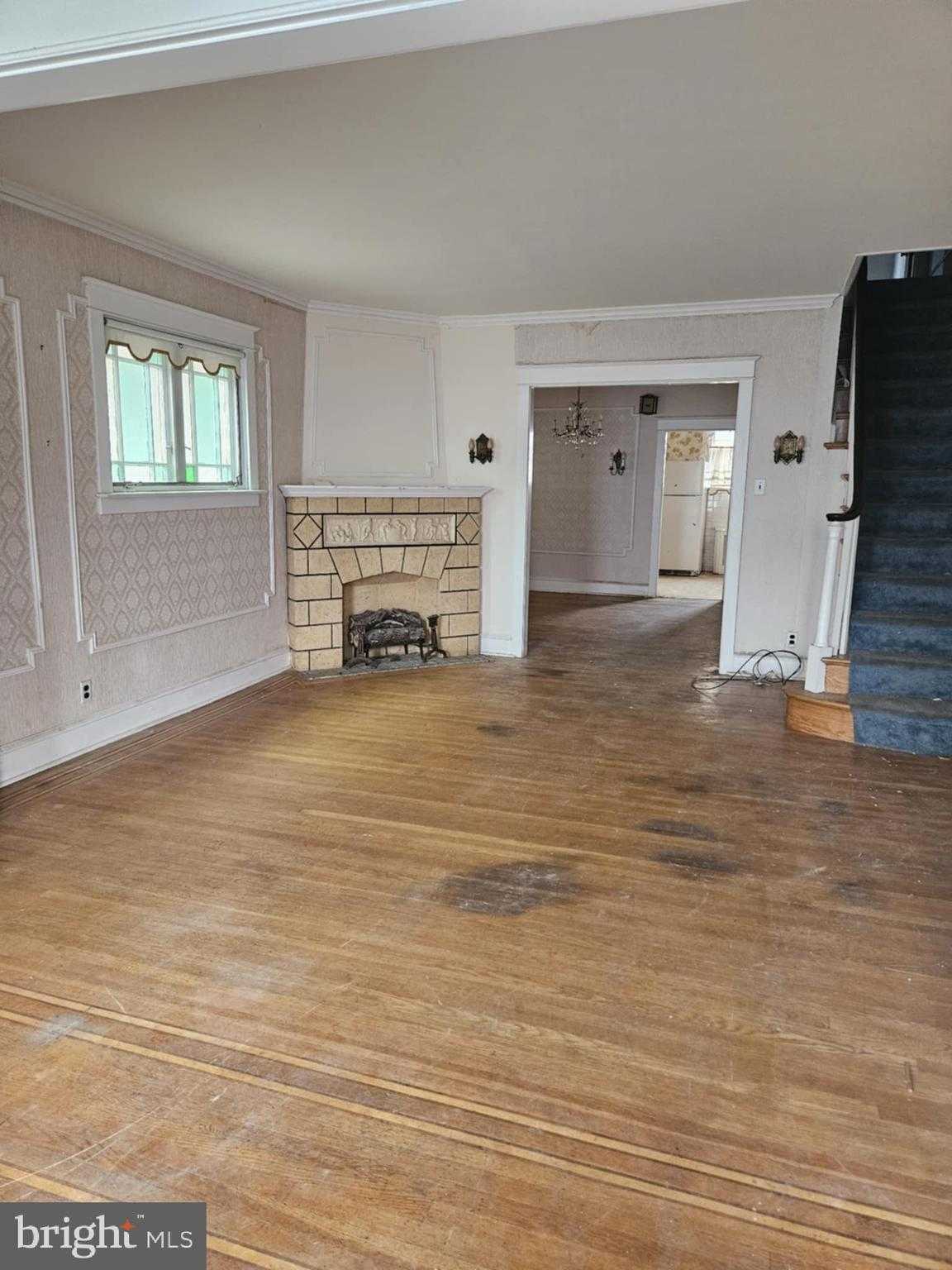 1421 Saint Vincent St photo 8