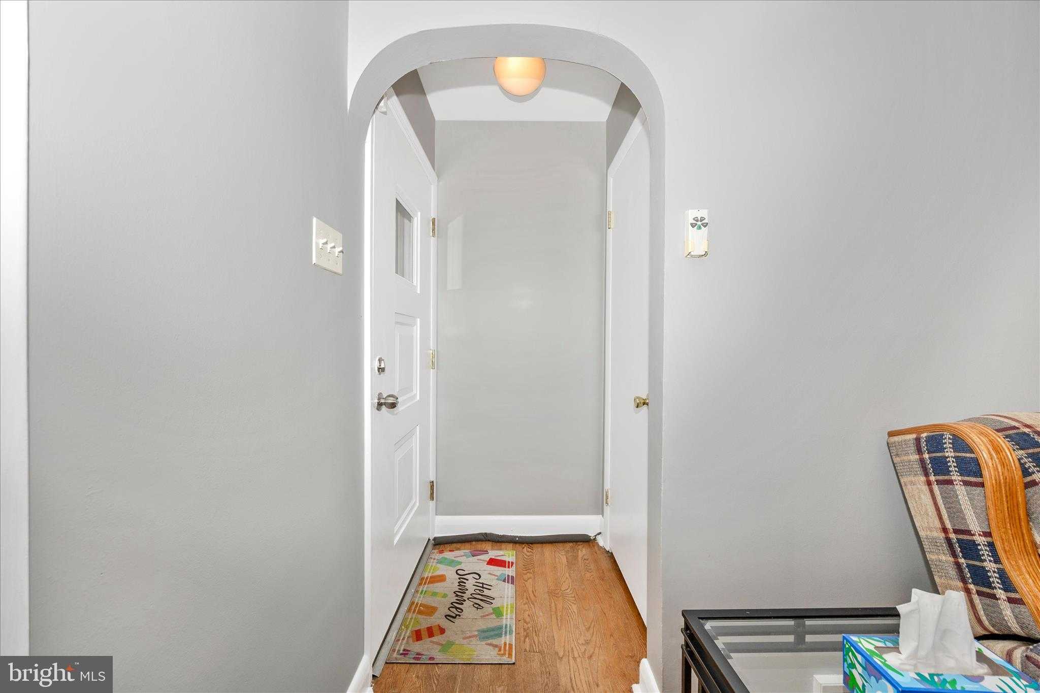 9711 Chapelwood Ln photo 3