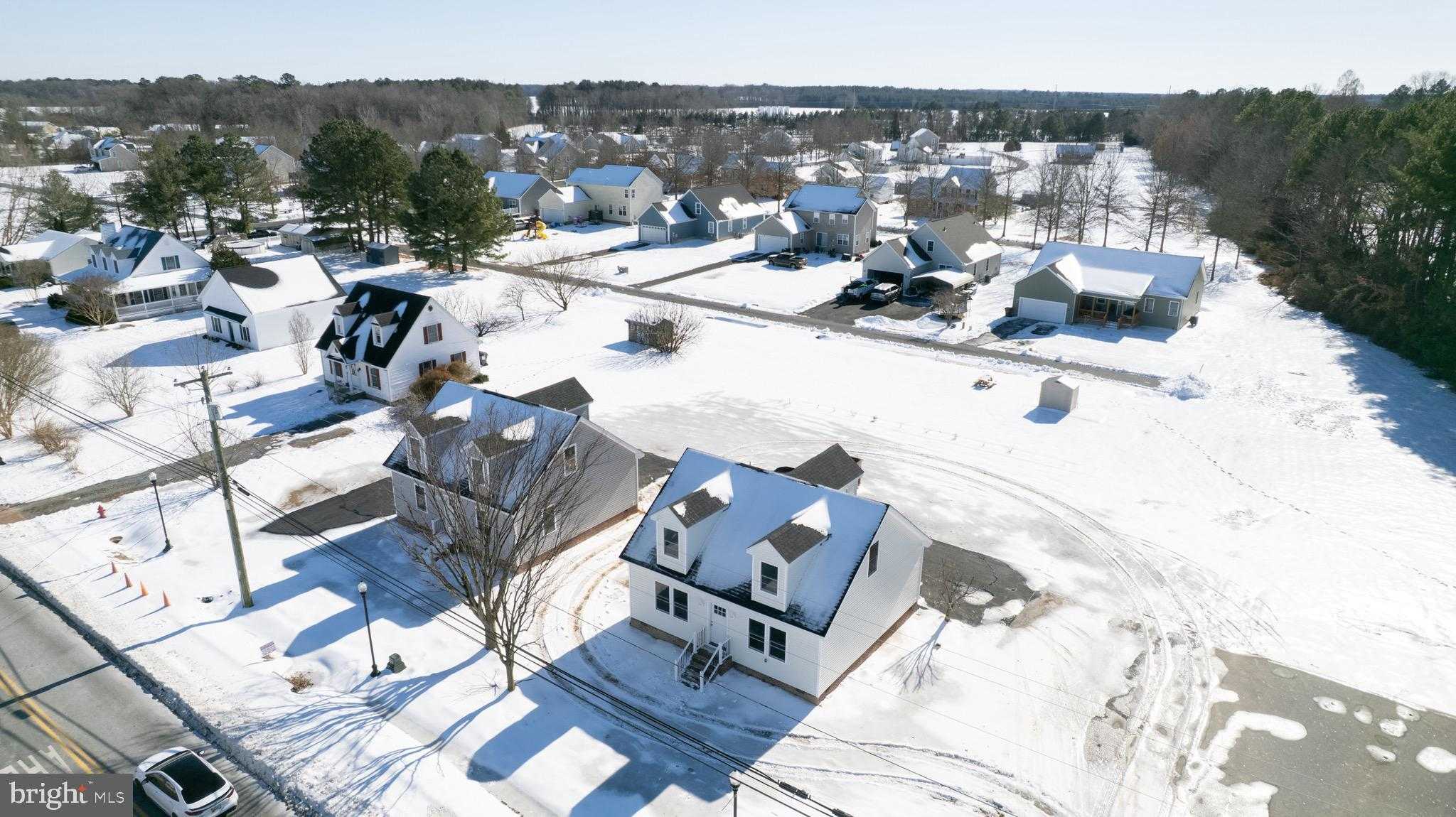 107 Railroad Ave photo 41