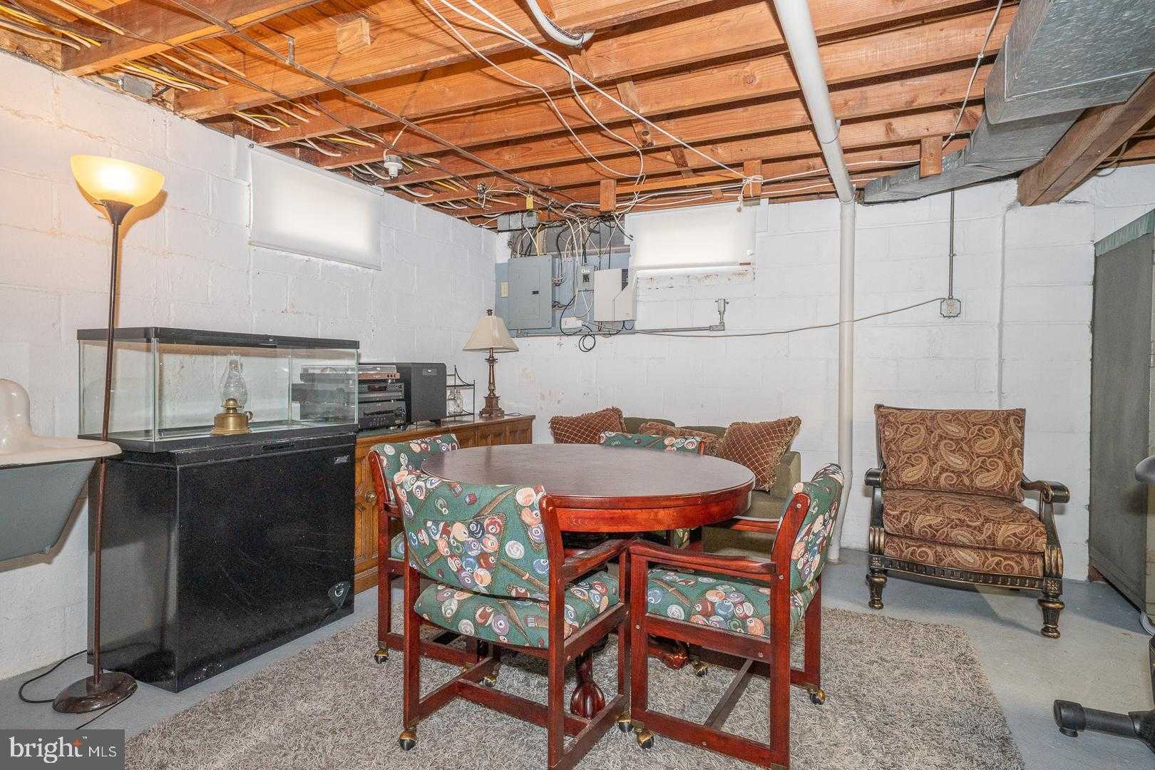 108 Broadway photo 35