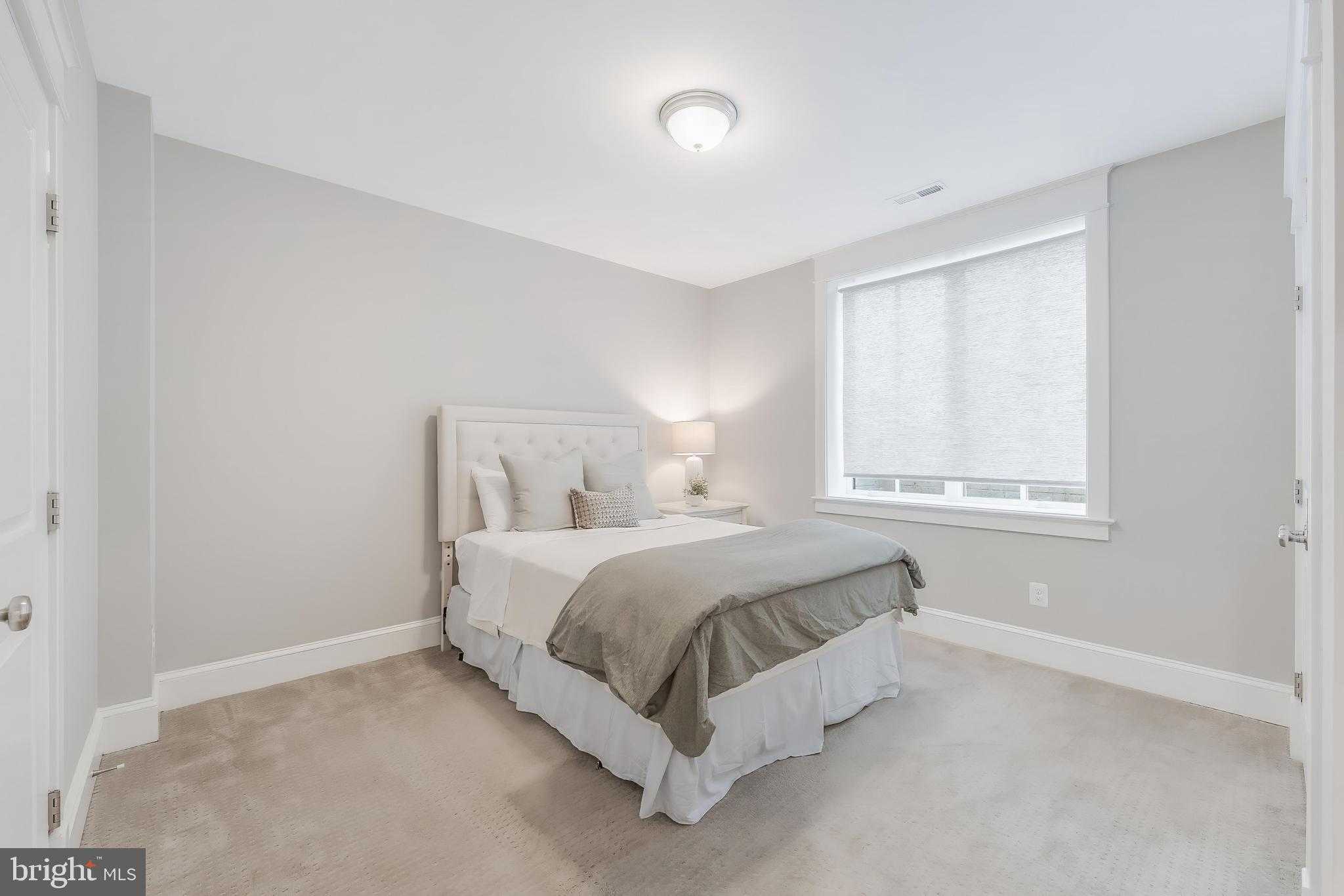 6805 Lumsden St photo 106