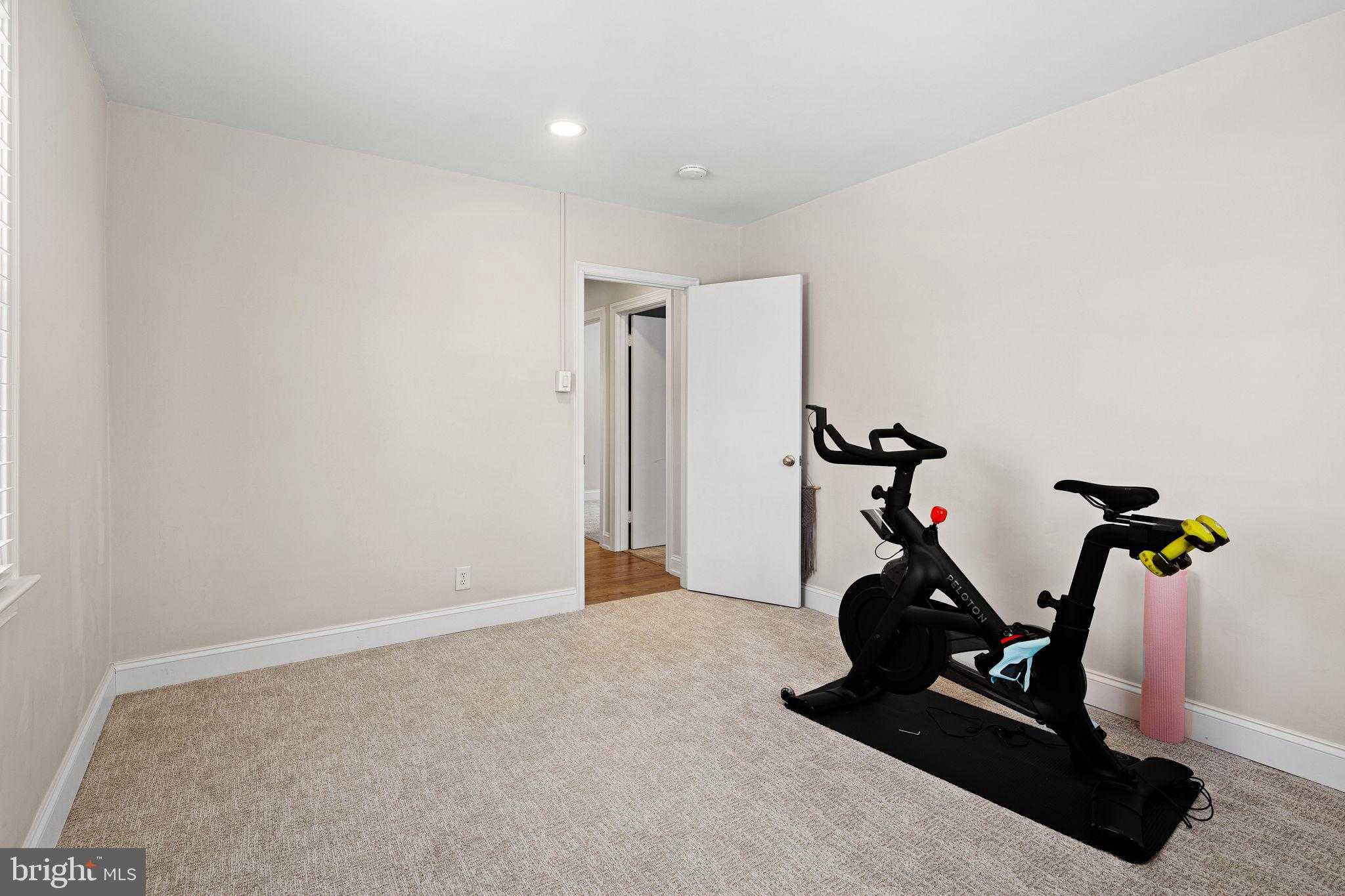 910 Edann Rd photo 24