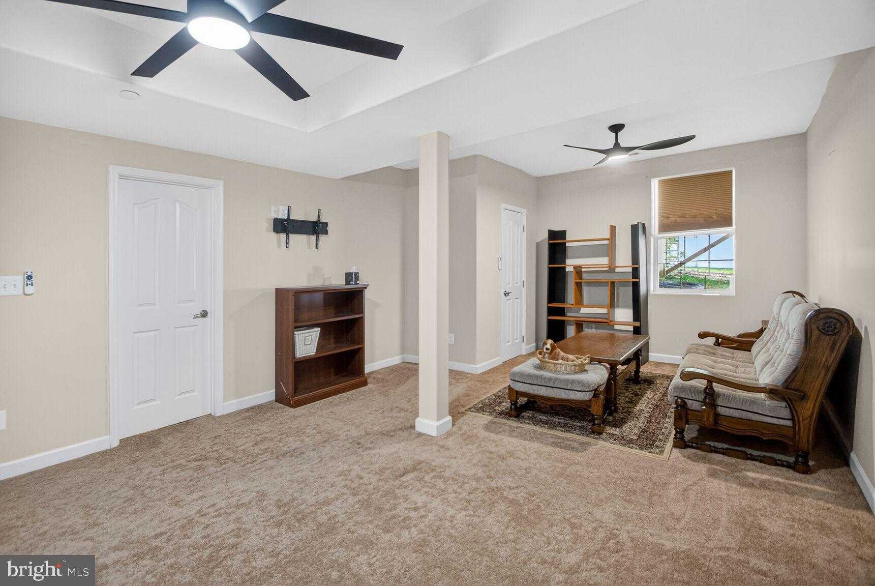 10367 Tydings CT photo 42