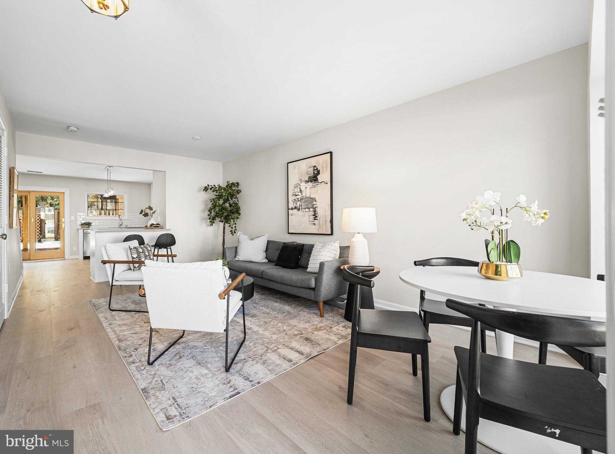 13109 Shadowbrook Ln photo 2