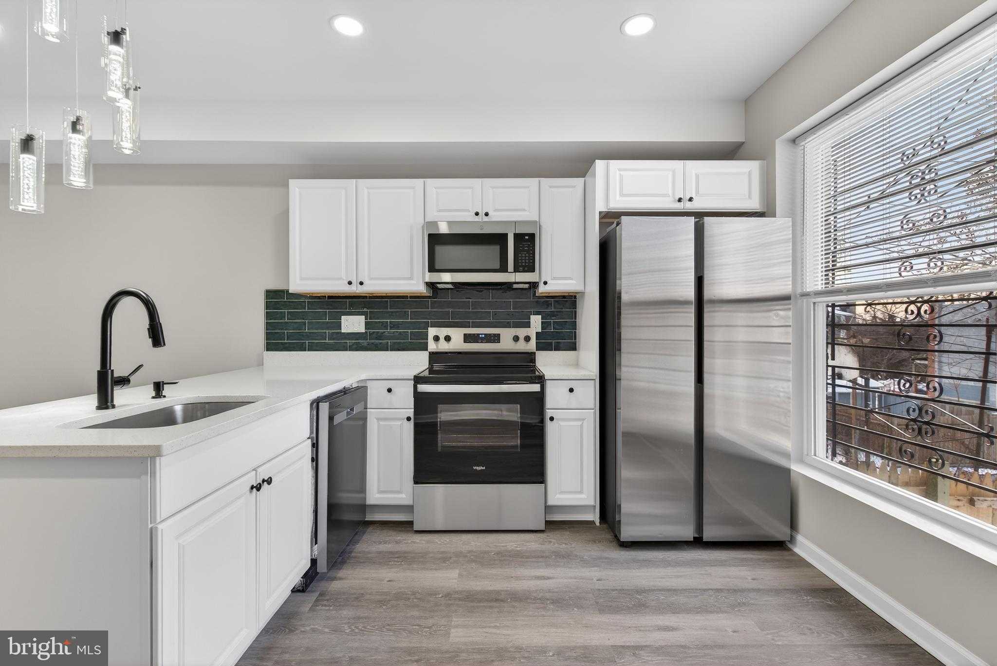 12 S Smallwood St photo 7