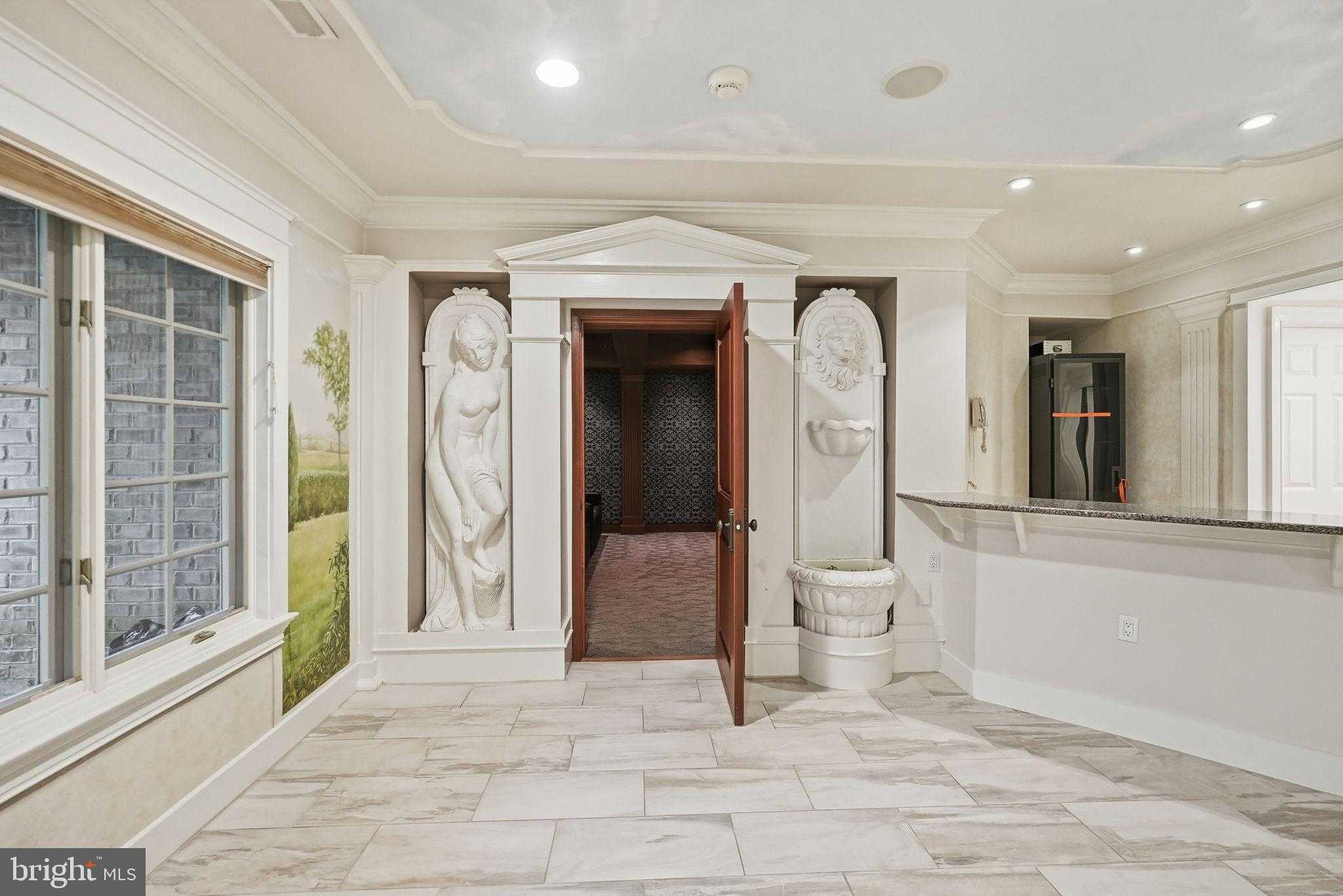 904 Mackall Ave photo 41