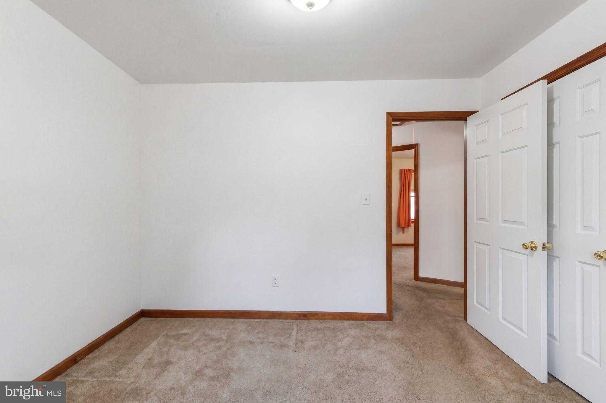 10712 Maple Ridge Dr photo 19