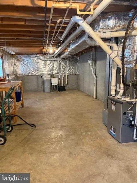 133 Victoria Dr photo 24