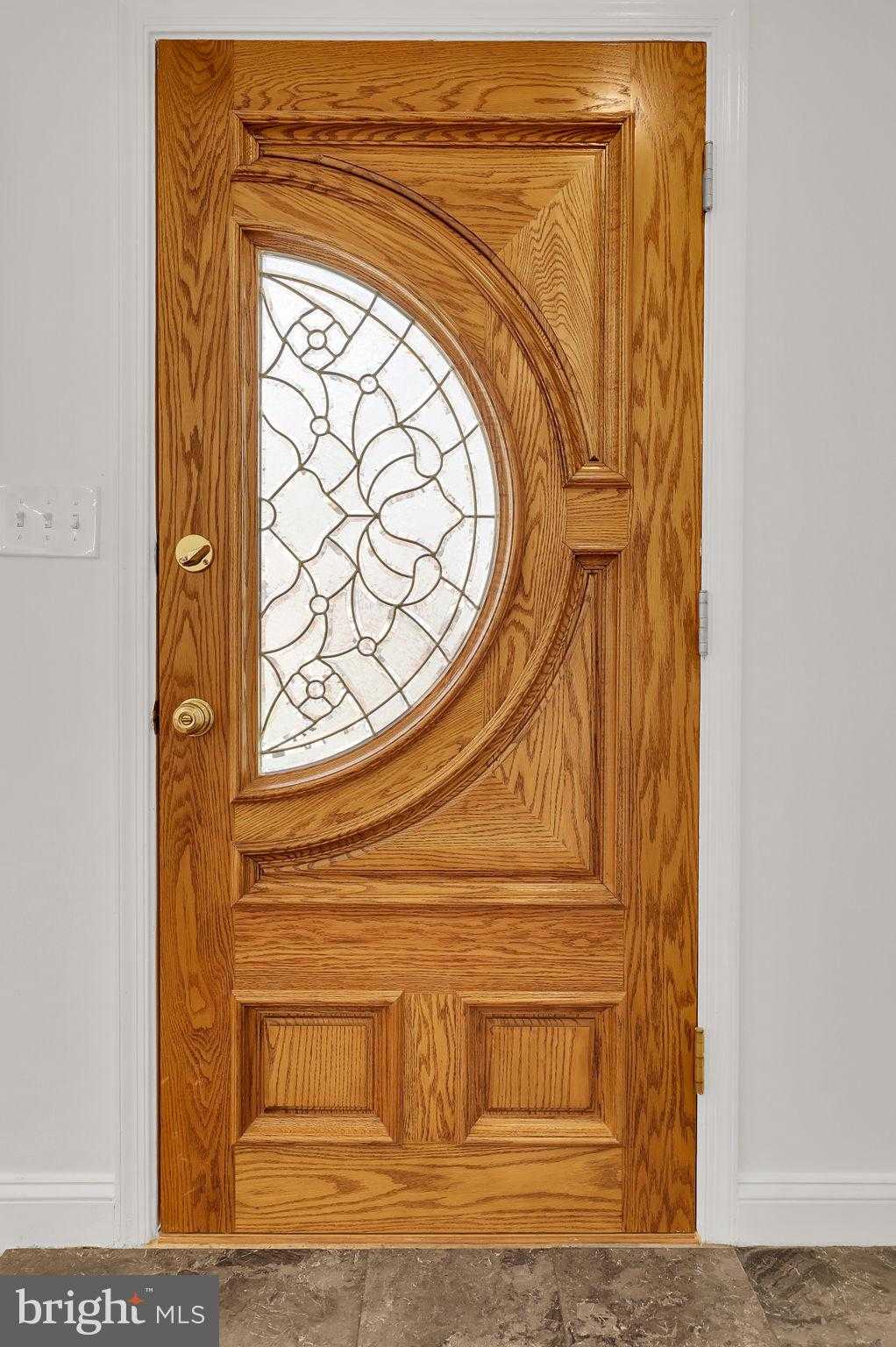 4904 Adrian St photo 4