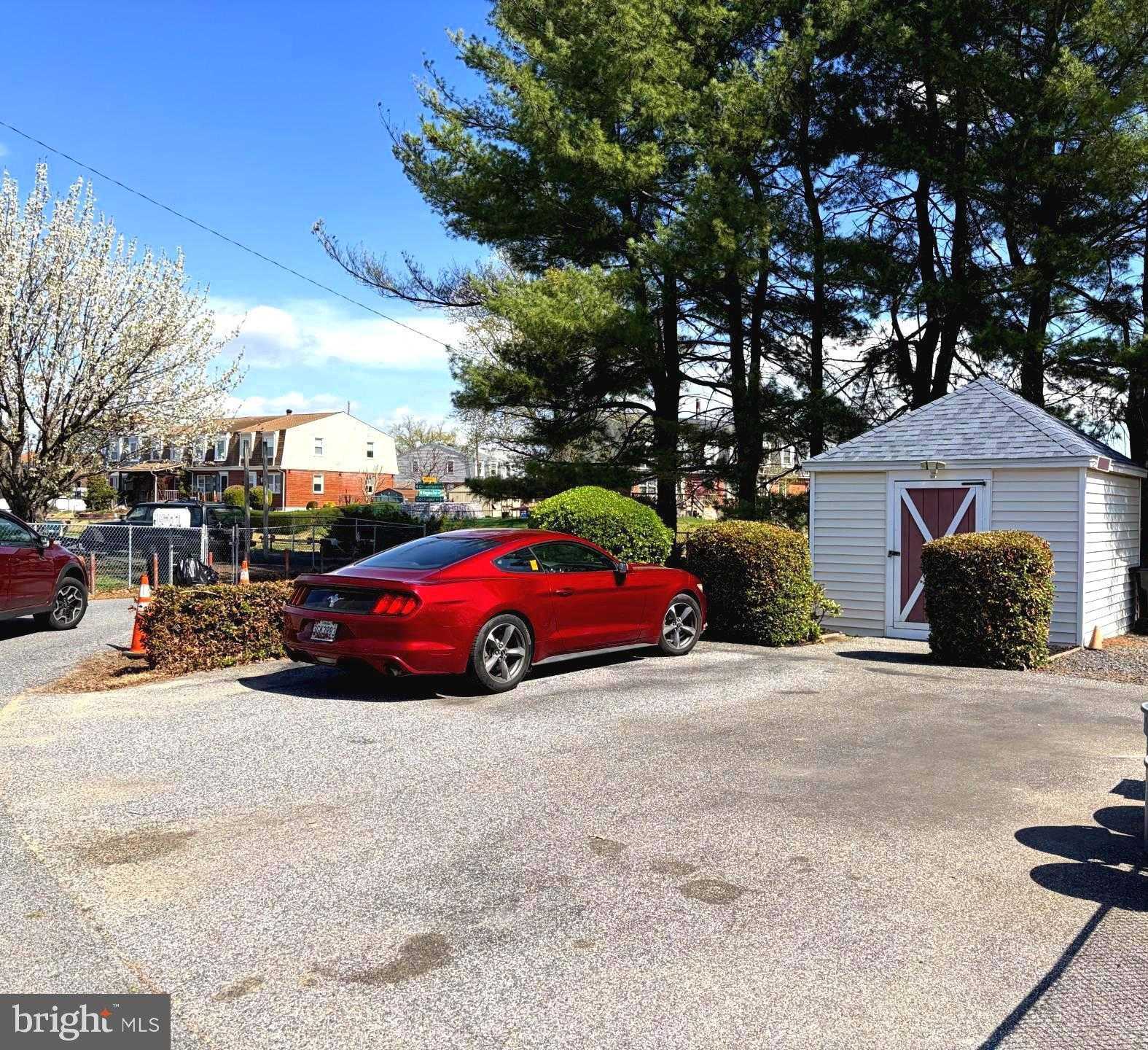 6 W Kingston Park Ln photo 16