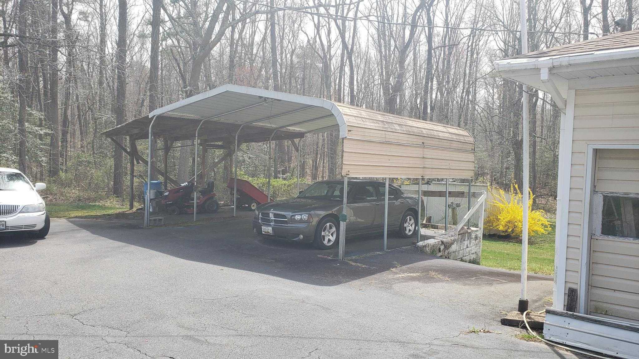 24040 Hollywood Rd photo 5